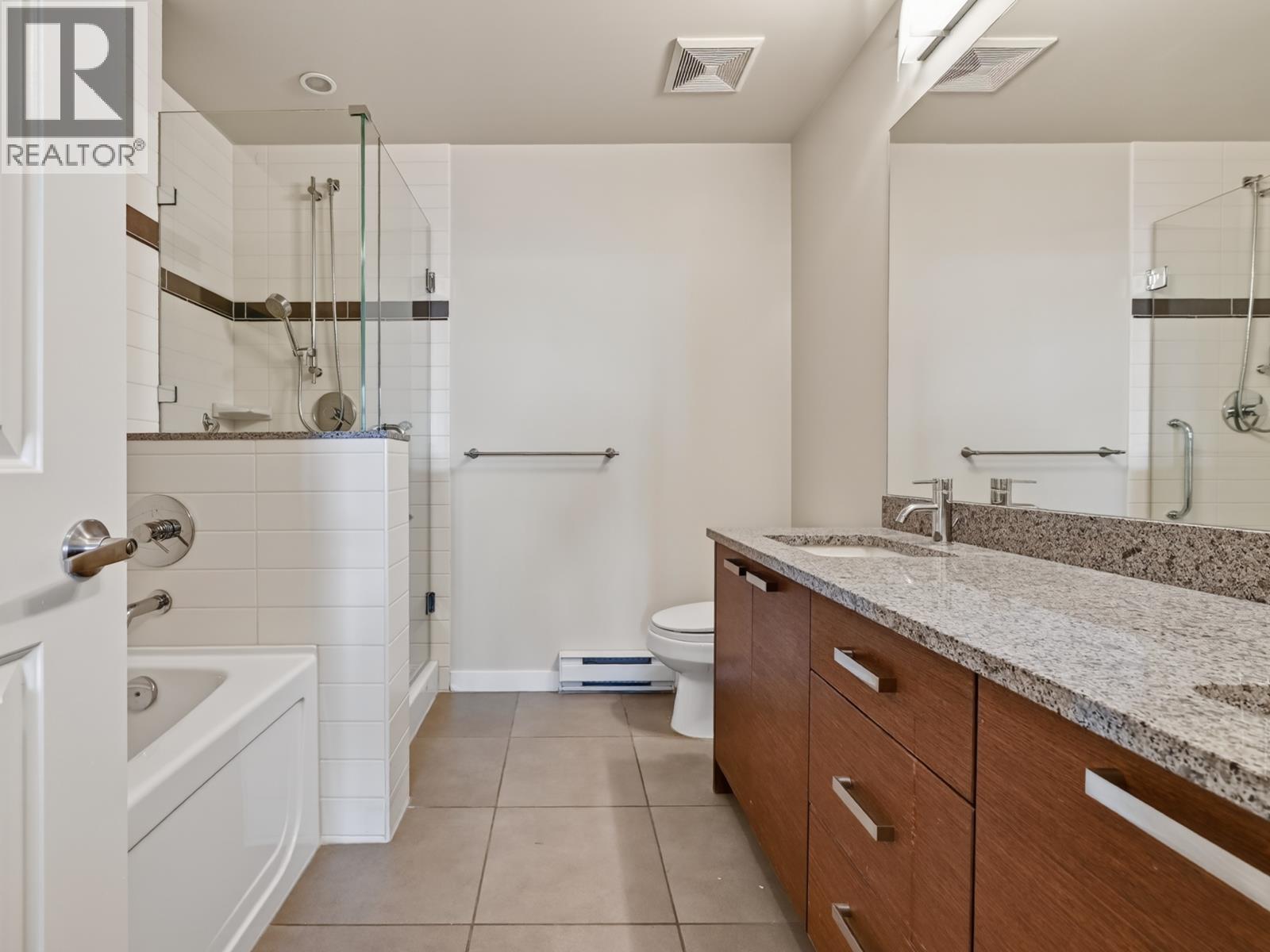 302 4365 Hastings Street, Burnaby, British Columbia  V5C 2J7 - Photo 7 - R3111385