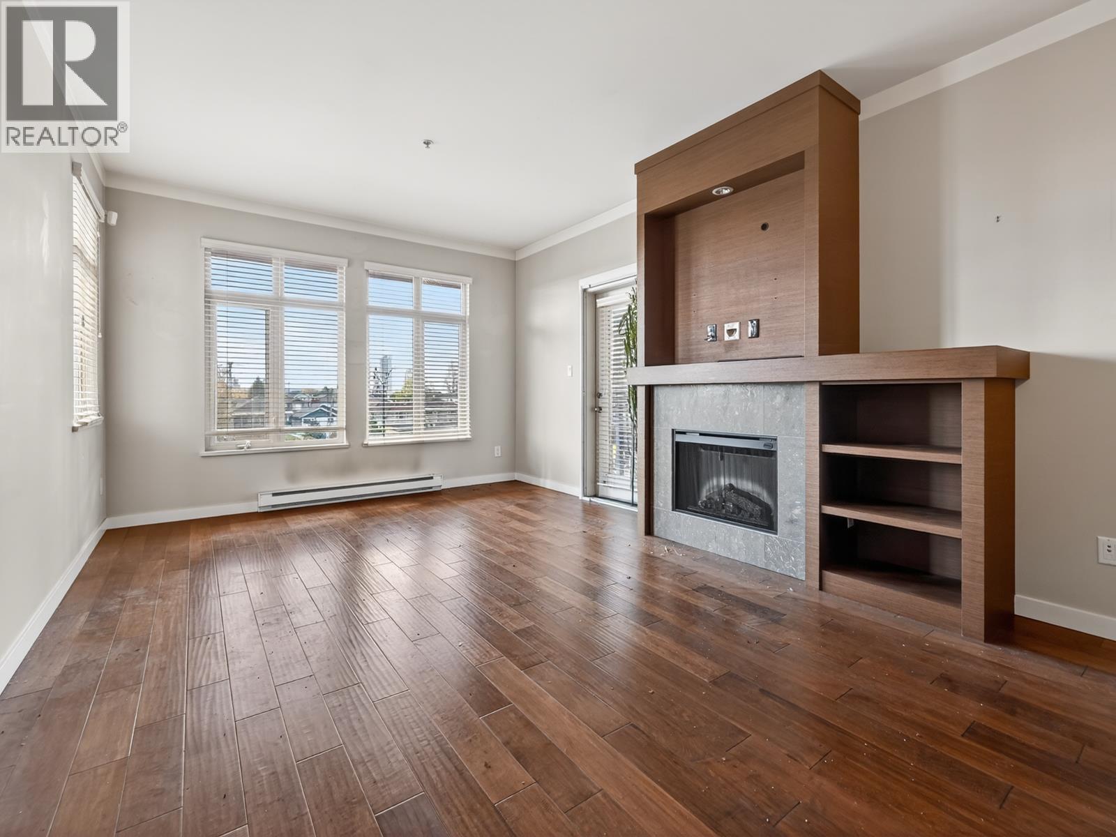 302 4365 Hastings Street, Burnaby, British Columbia  V5C 2J7 - Photo 5 - R3111385