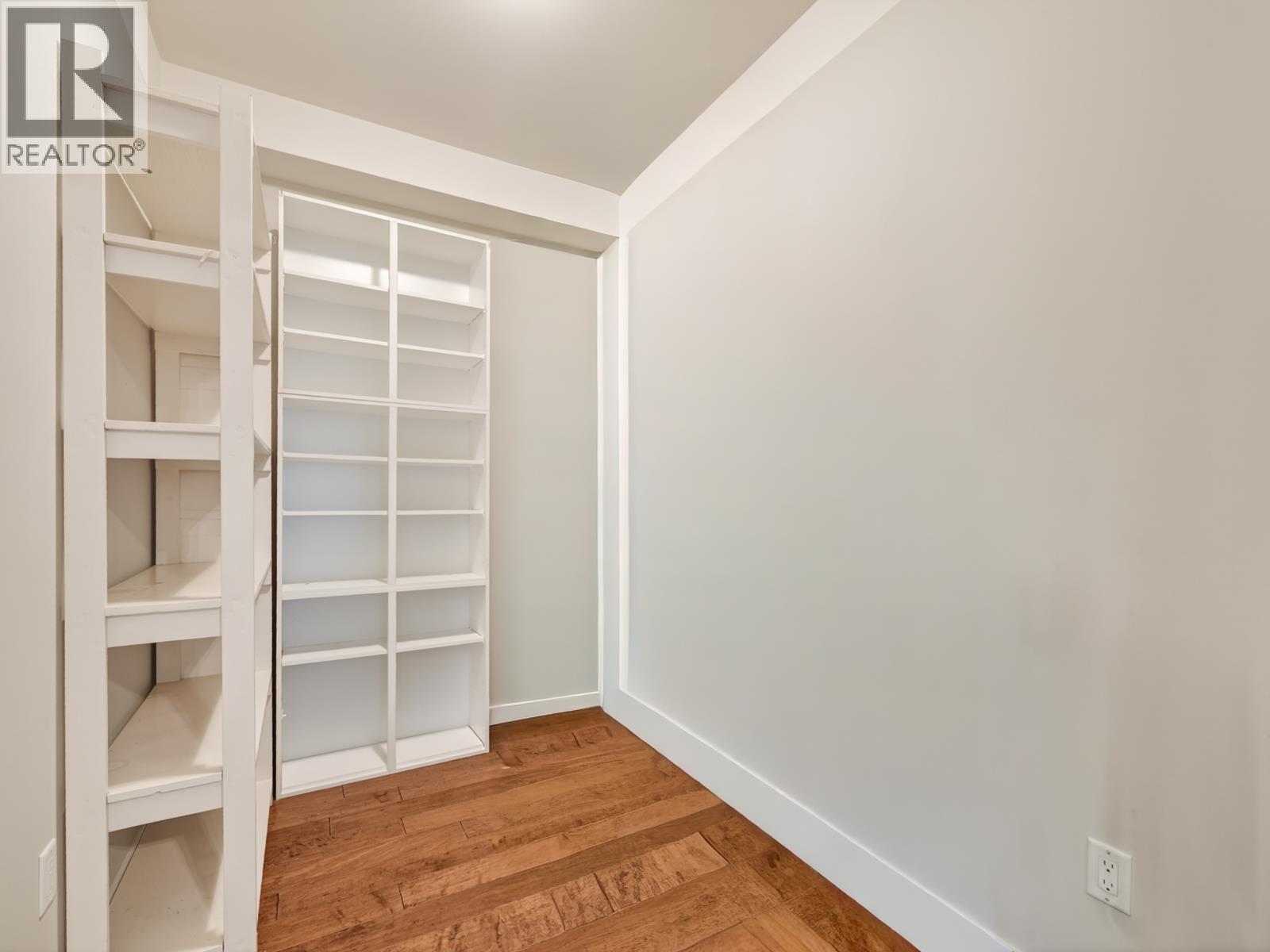 302 4365 Hastings Street, Burnaby, British Columbia  V5C 2J7 - Photo 10 - R3111385