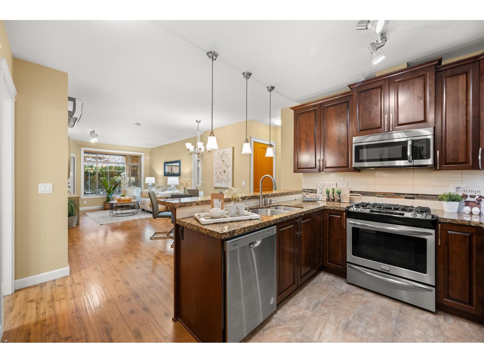 B115 8067 207 Street, Langley, British Columbia  V2Y 0N9 - Photo 7 - R3103392