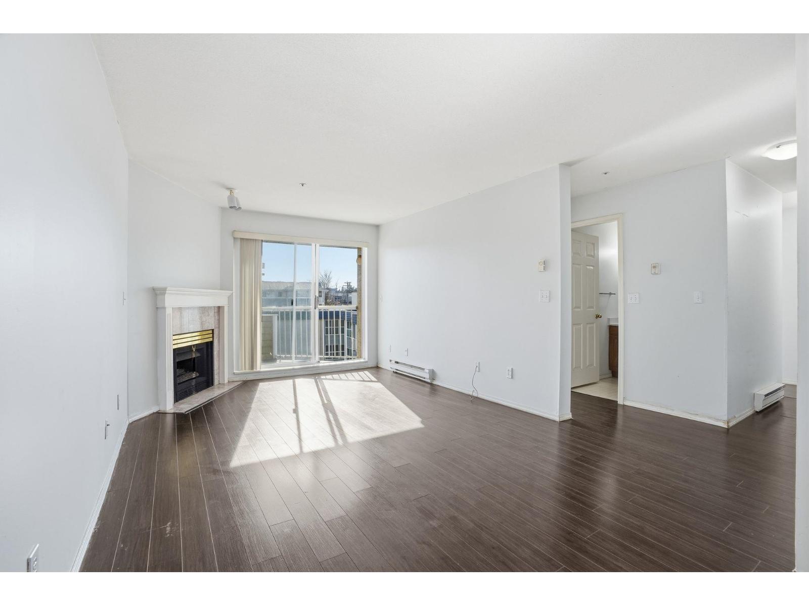 433 32830 George Ferguson Way, Abbotsford, British Columbia  V2S 7K1 - Photo 4 - R3112374