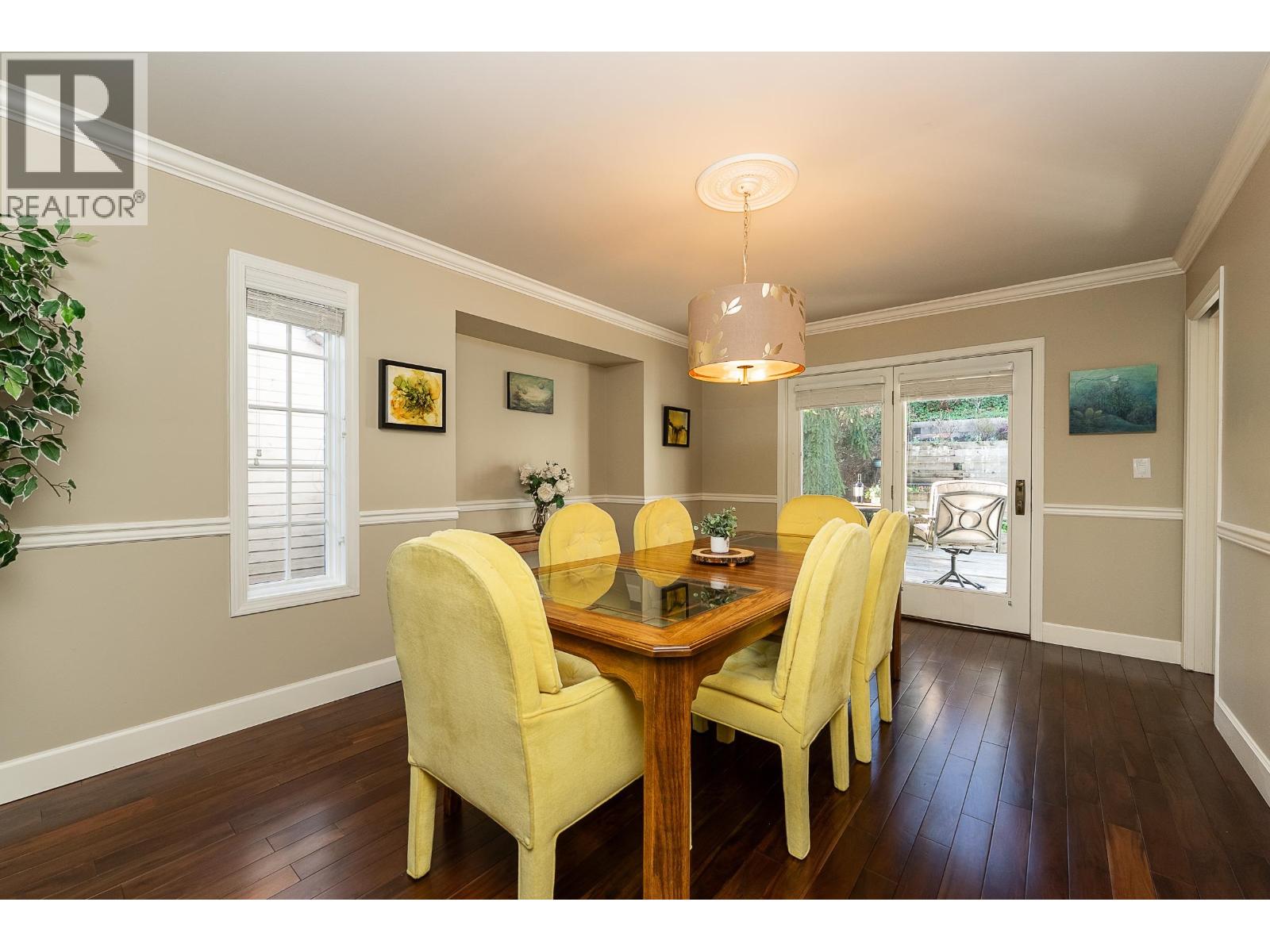 408 Riverview Crescent, Coquitlam, British Columbia  V3C 4X8 - Photo 5 - R3111965