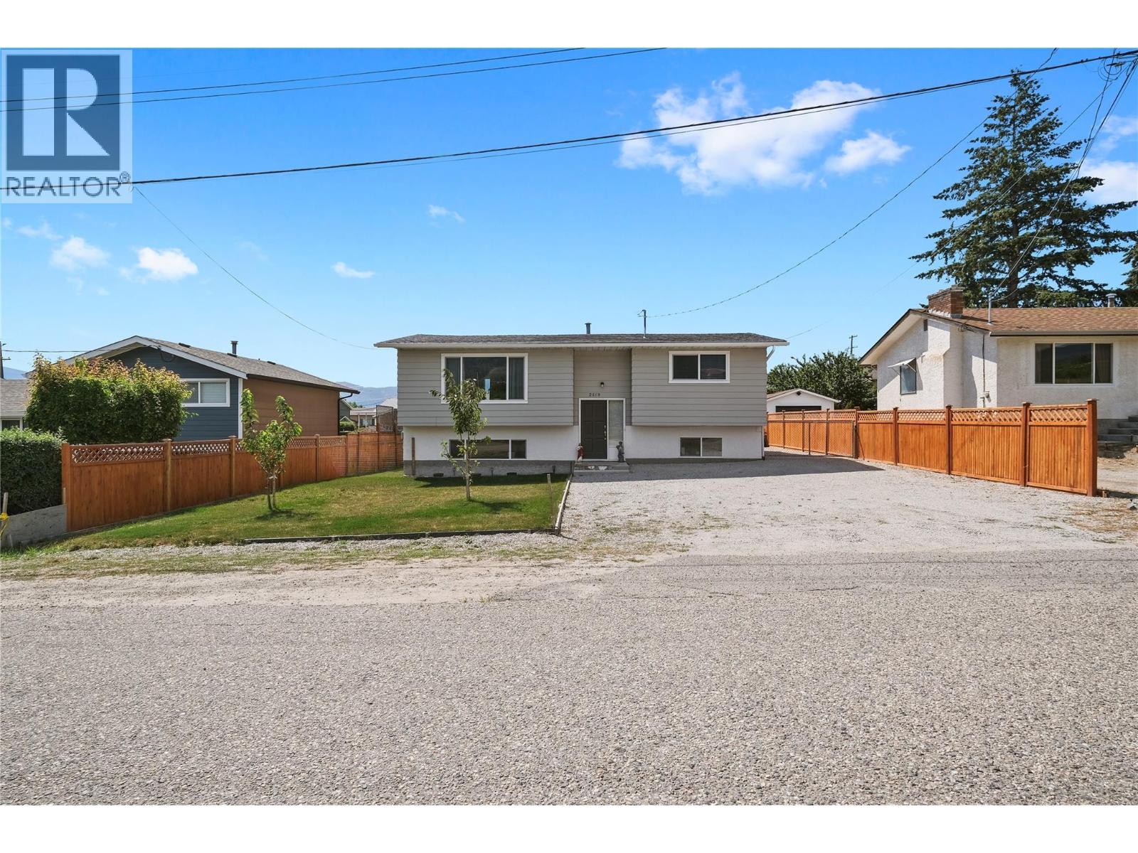 2519 Solar Road West Kelowna Photo 3