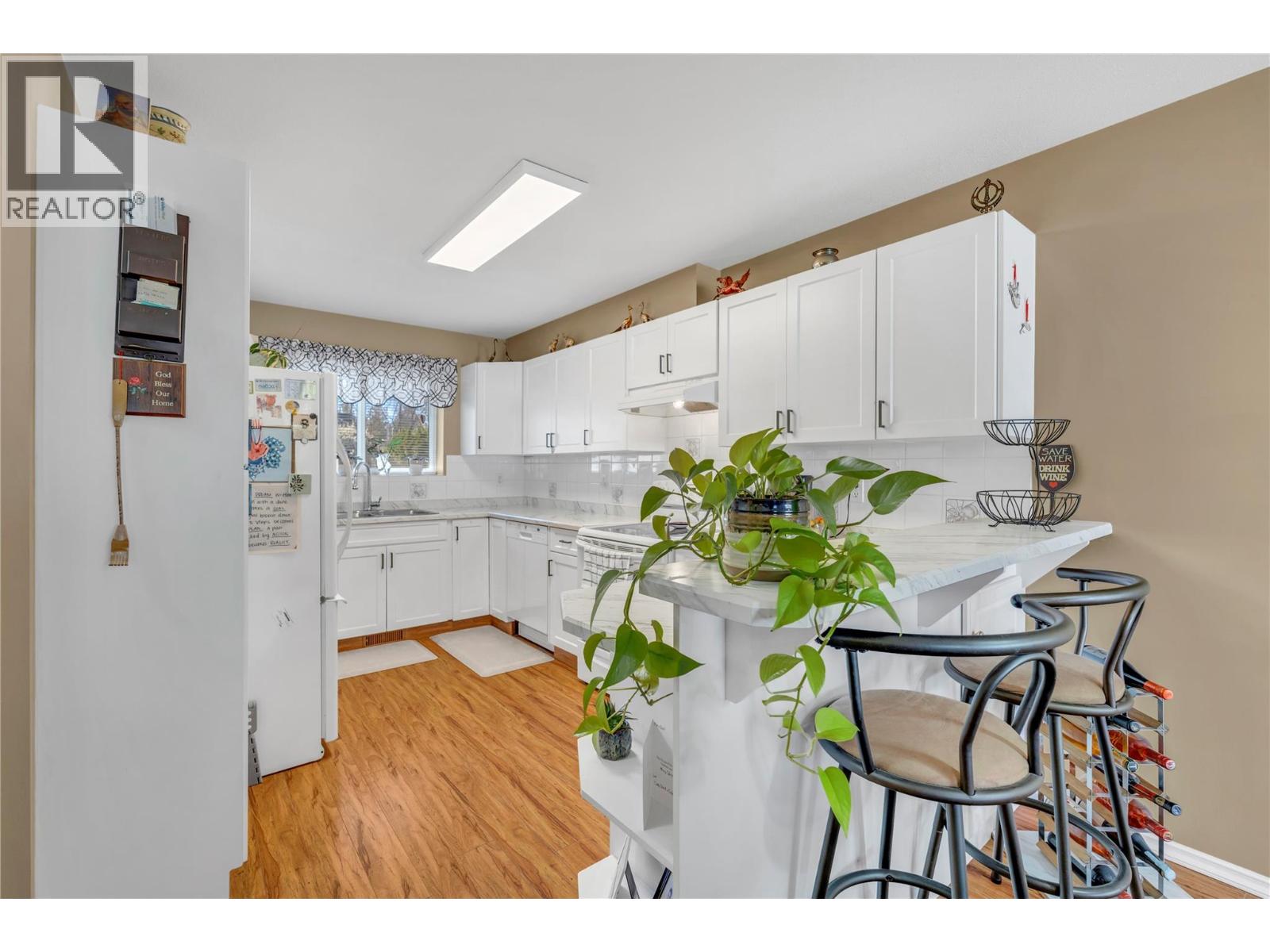 955 Robinson Avenue Unit# 102, Naramata, British Columbia  V0H 1N1 - Photo 8 - 10382147