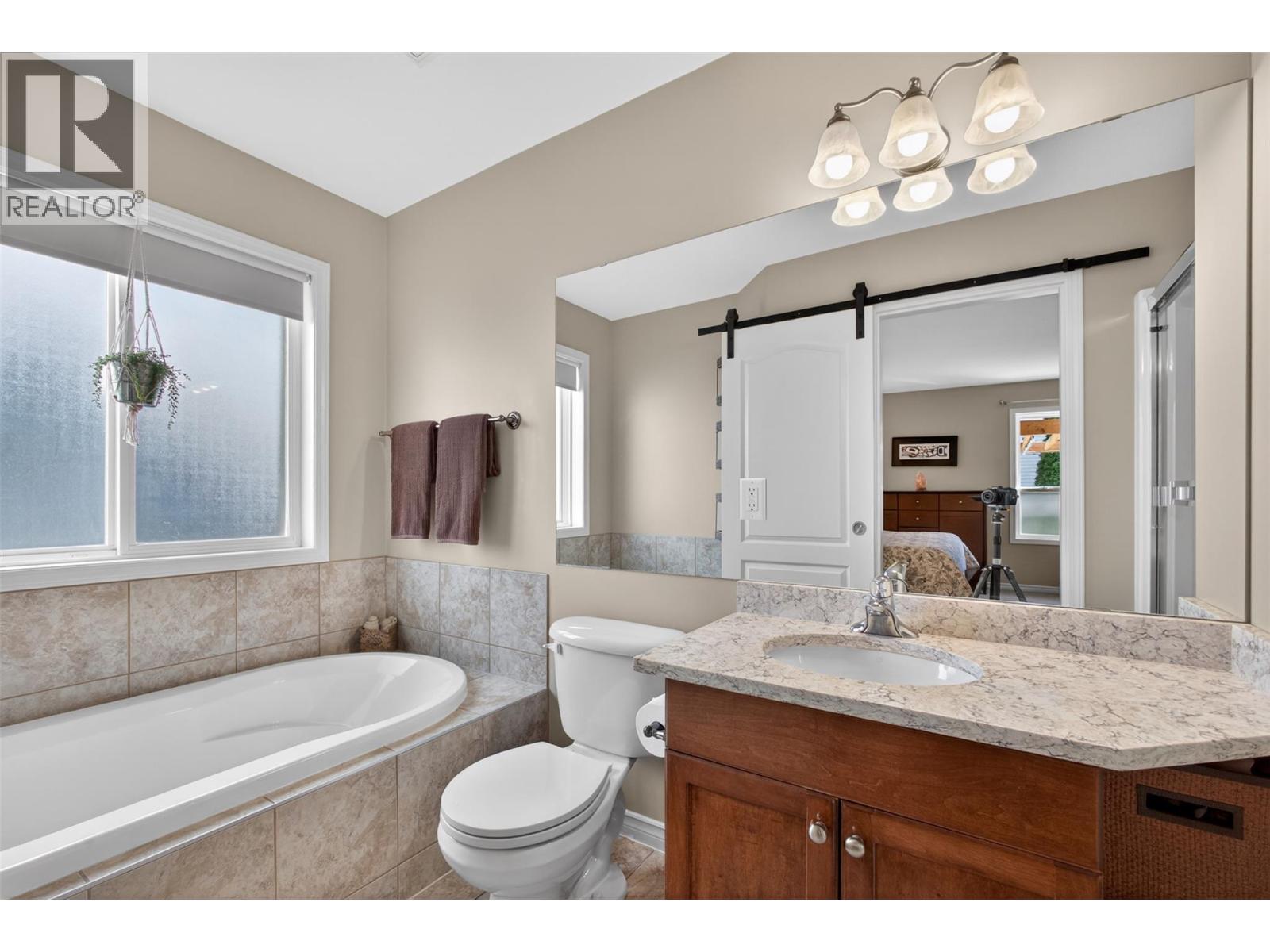 2097 Rose Anne Court West Kelowna Photo 22