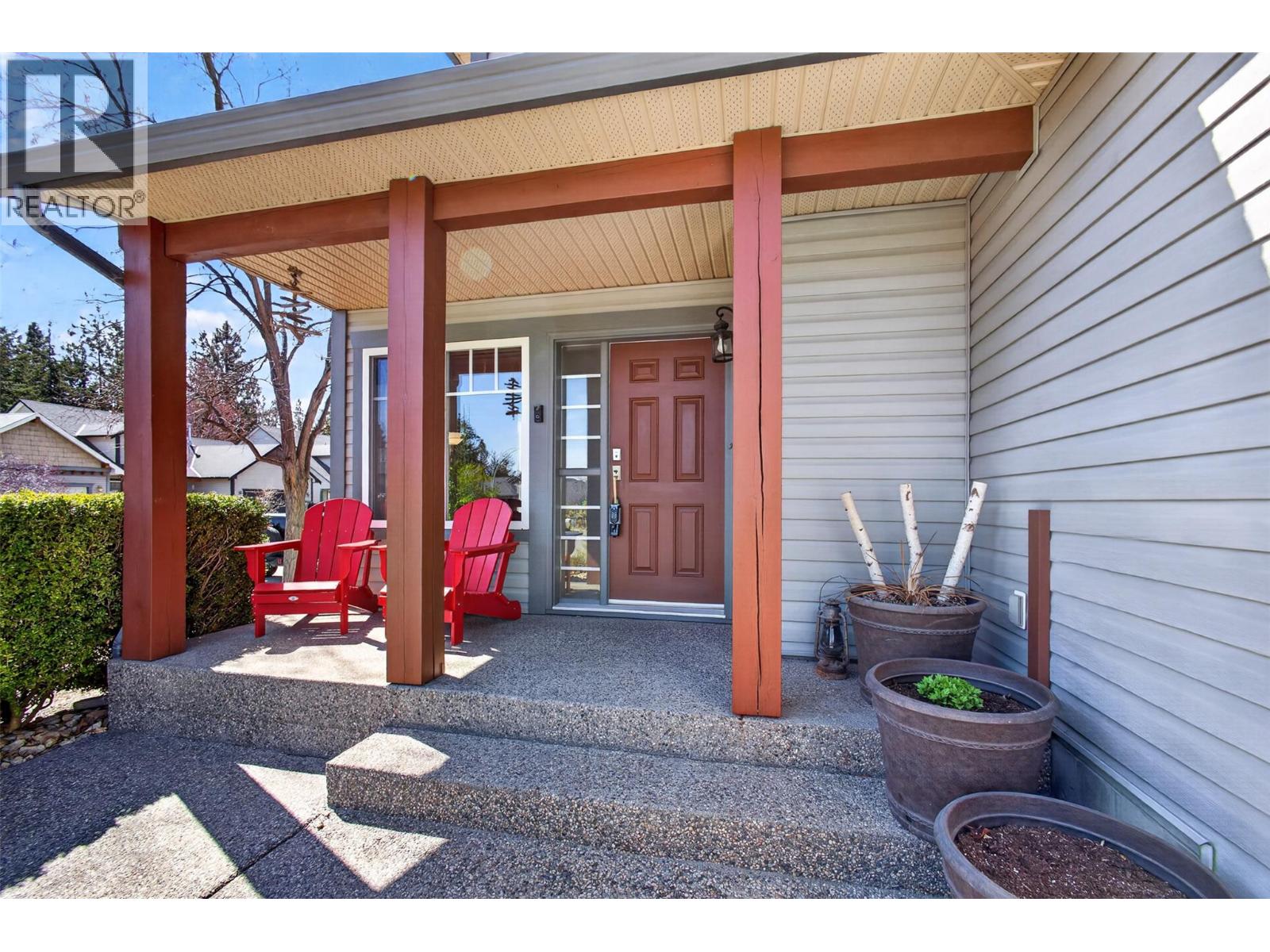 2097 Rose Anne Court West Kelowna Photo 2