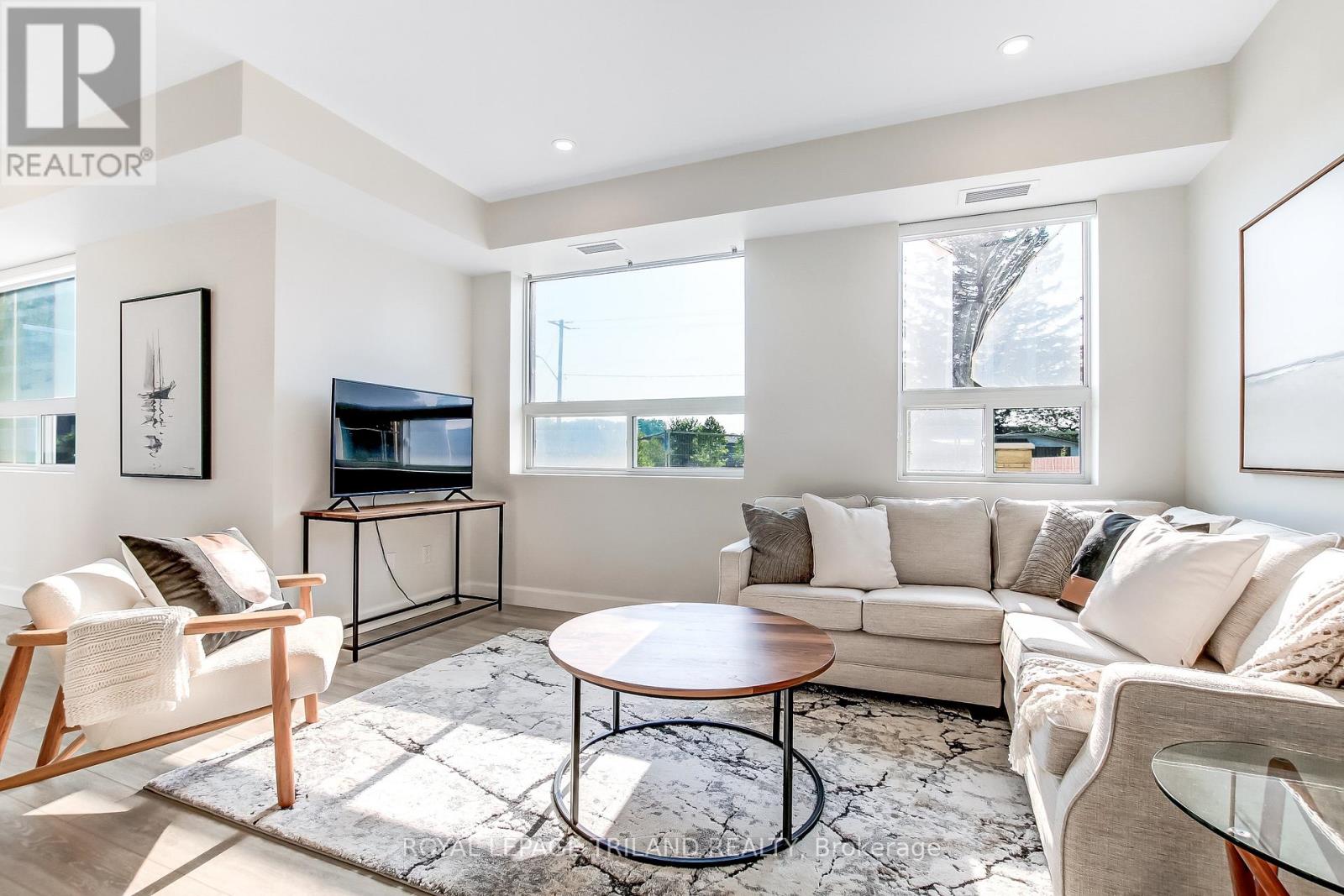 203 - 16 Compass Trail N, Central Elgin, Ontario  N5L 0A5 - Photo 6 - X13008584