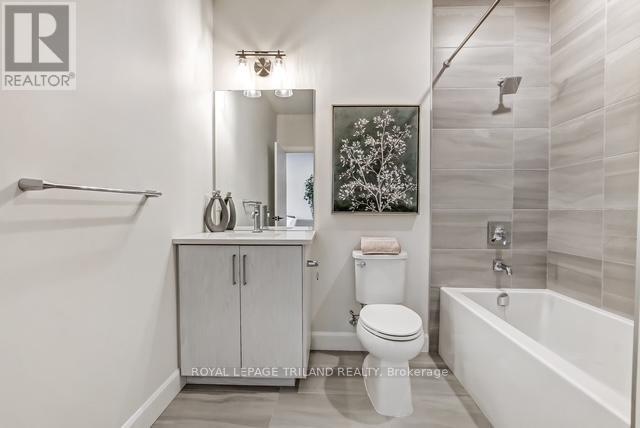 204 - 16 Compass Trail N, Central Elgin, Ontario  N5L 0A5 - Photo 8 - X13008592