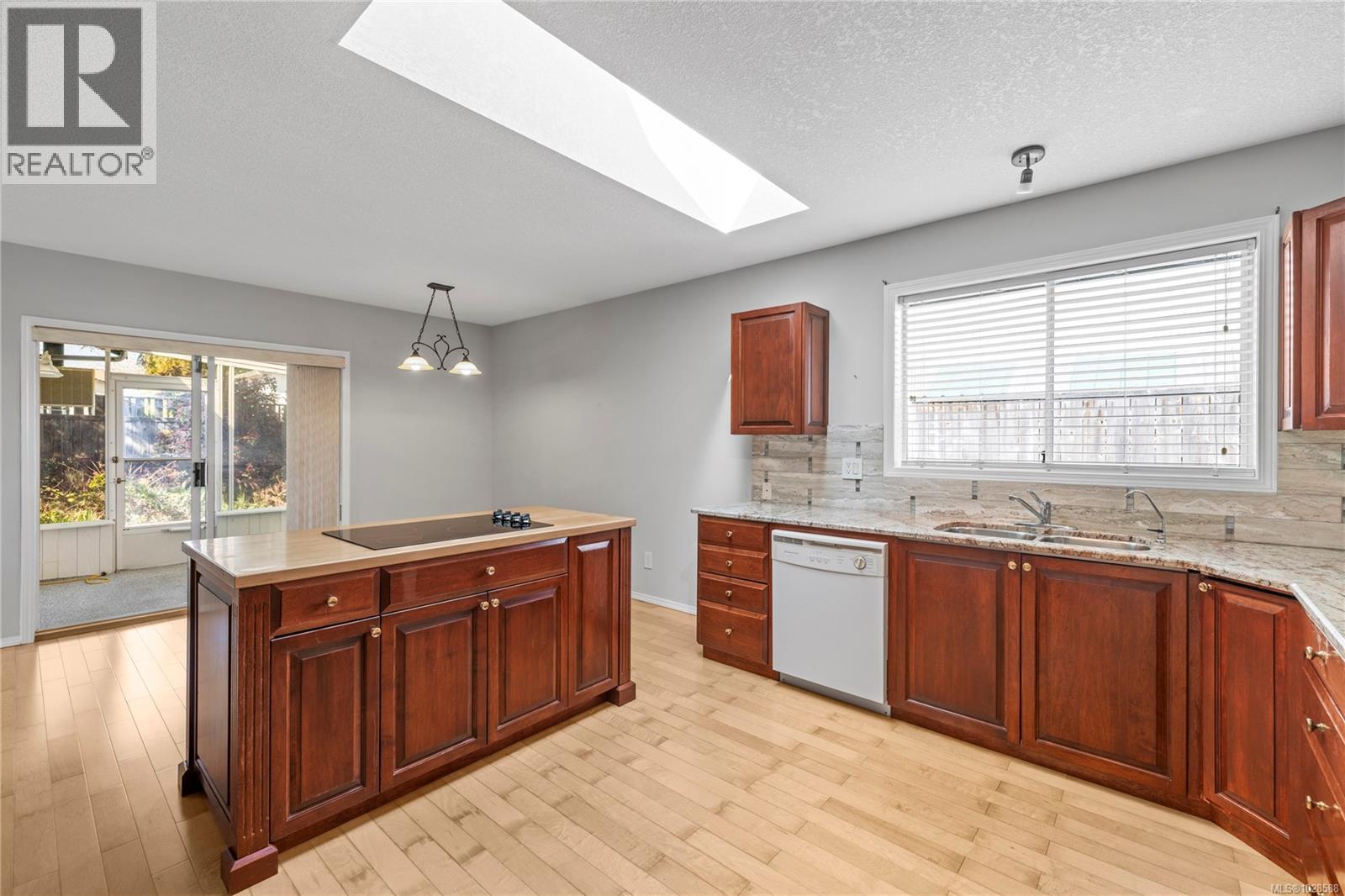 625 Forsyth Ave, Parksville, British Columbia  V9P 1G9 - Photo 30 - 1028588