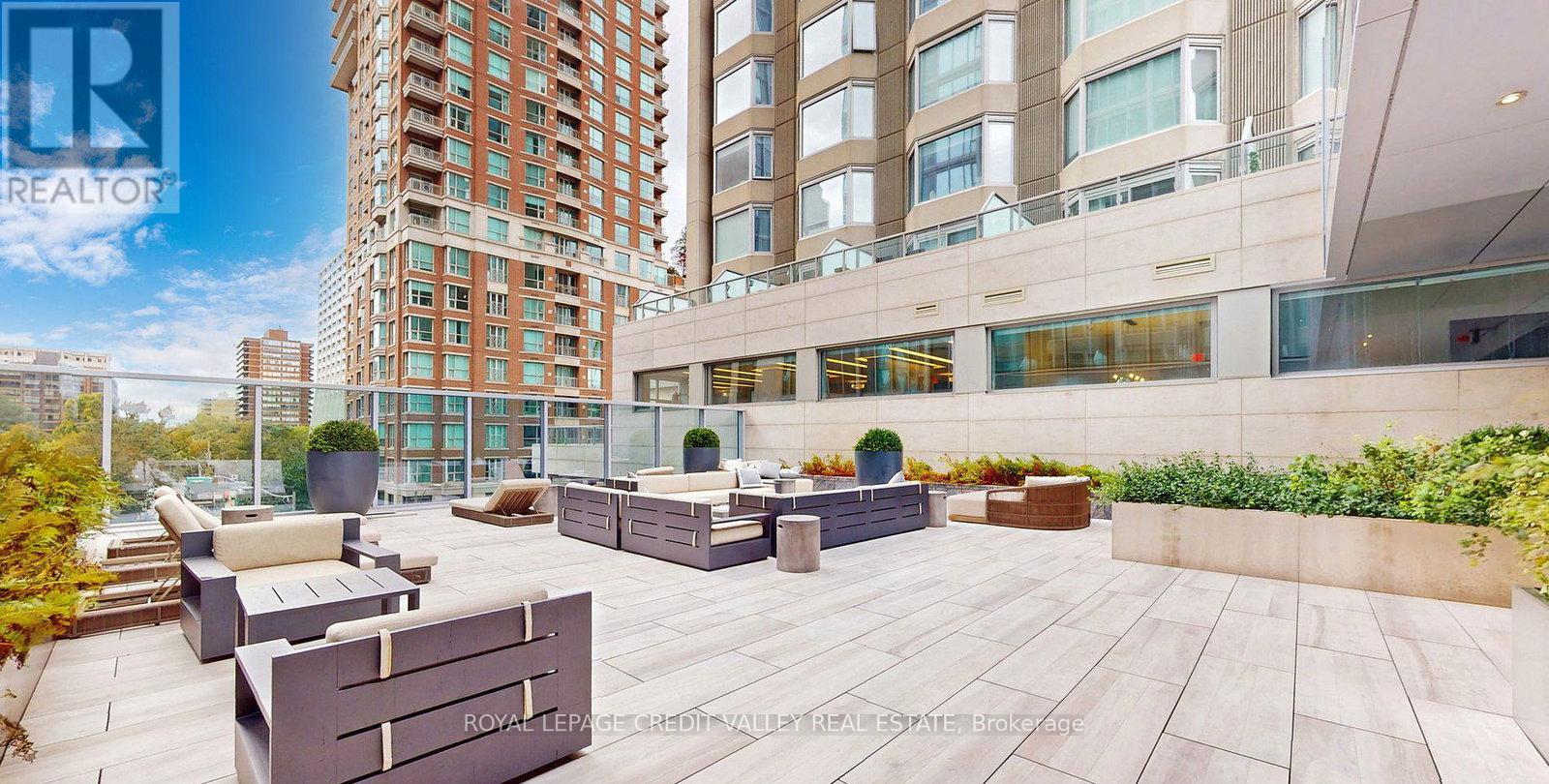 1806 - 188 Cumberland Street, Toronto, Ontario  M5R 0B6 - Photo 8 - C13008492