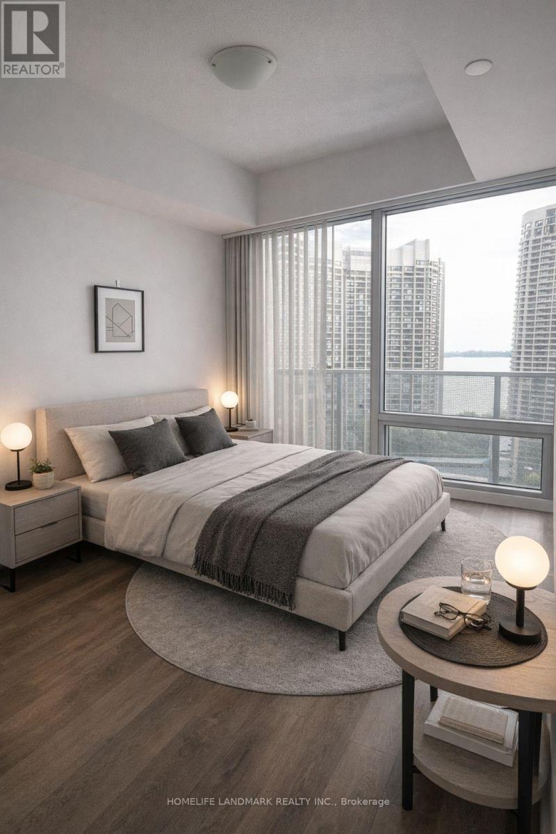 2010 - 88 Harbour Street, Toronto, Ontario  M5J 0C3 - Photo 5 - C13008632