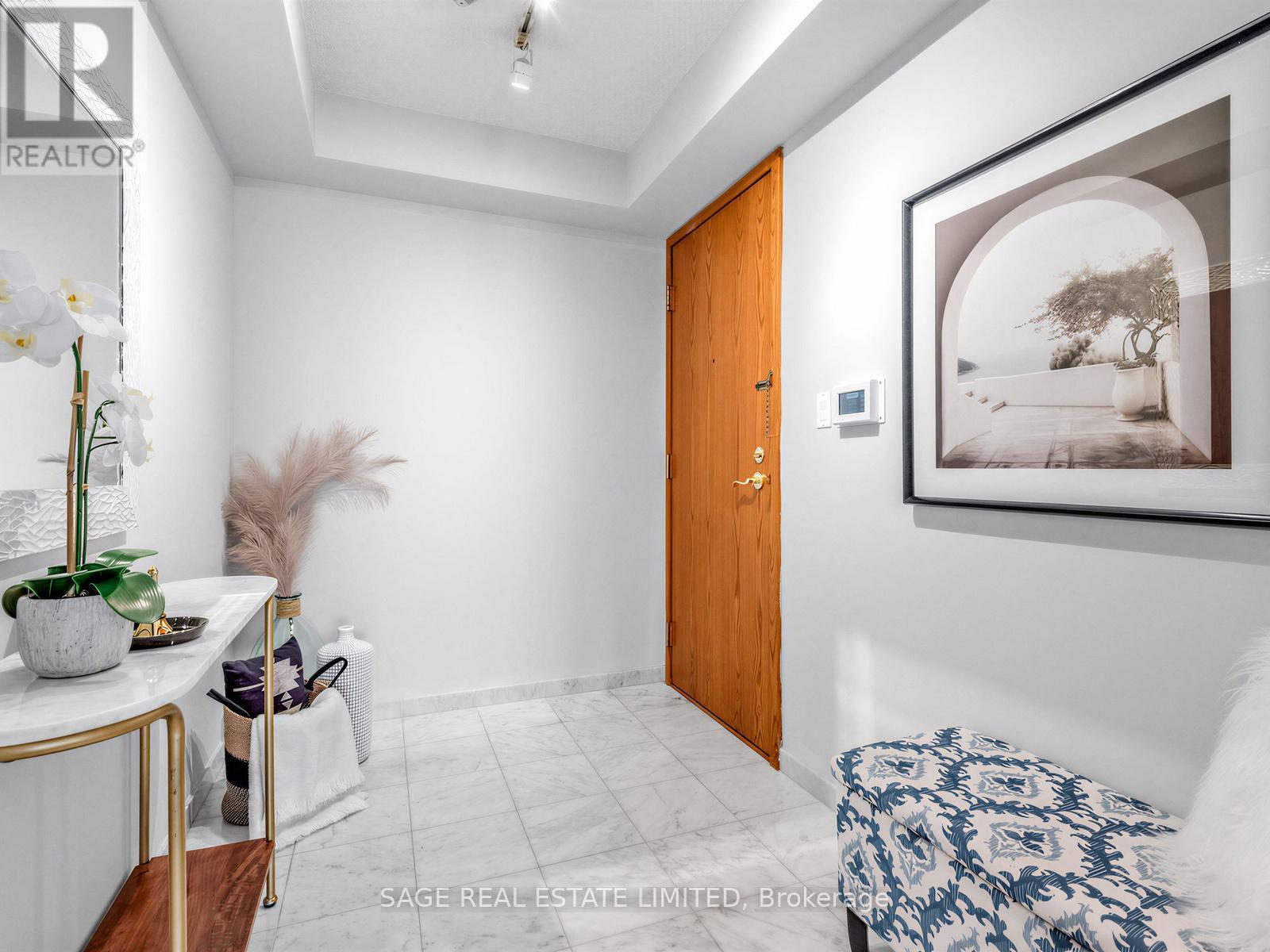 1001 - 18 Hollywood Avenue, Toronto, Ontario  M2N 6P5 - Photo 3 - C13008738