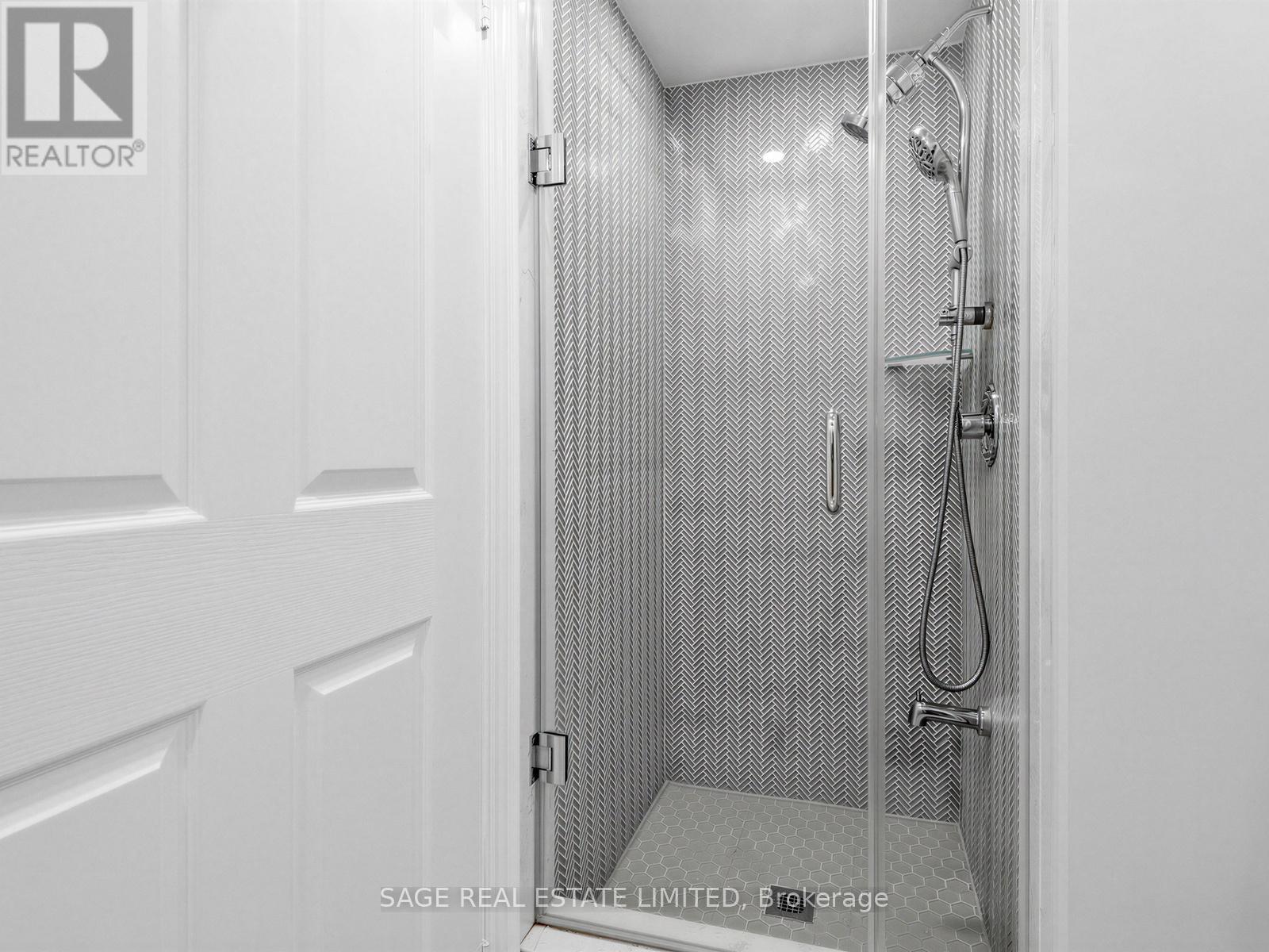 1001 - 18 Hollywood Avenue, Toronto, Ontario  M2N 6P5 - Photo 31 - C13008738