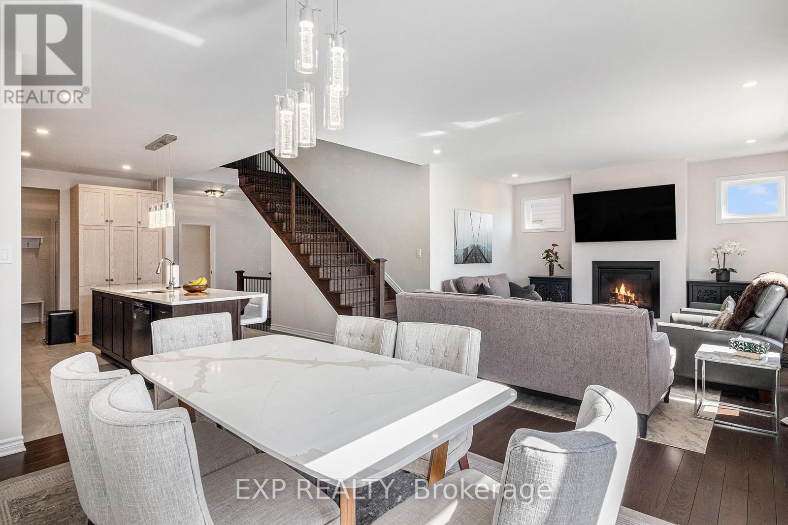 107 Rallidale Street, Ottawa, Ontario  K1X 0G7 - Photo 8 - X13008488