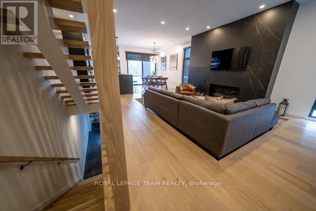 358 Byron Avenue, Ottawa, Ontario  K1Z 5S3 - Photo 5 - X13008504