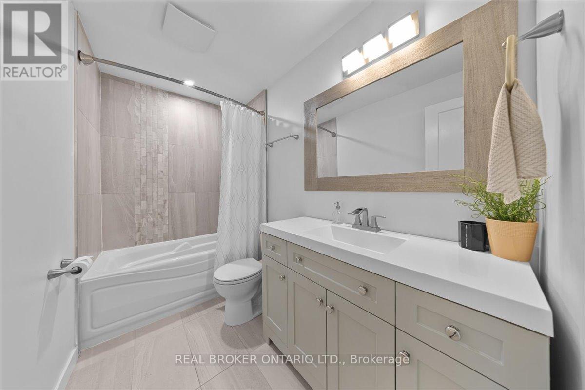 2049 Stonehenge Crescent, Ottawa, Ontario  K1B 4N7 - Photo 30 - X13008520