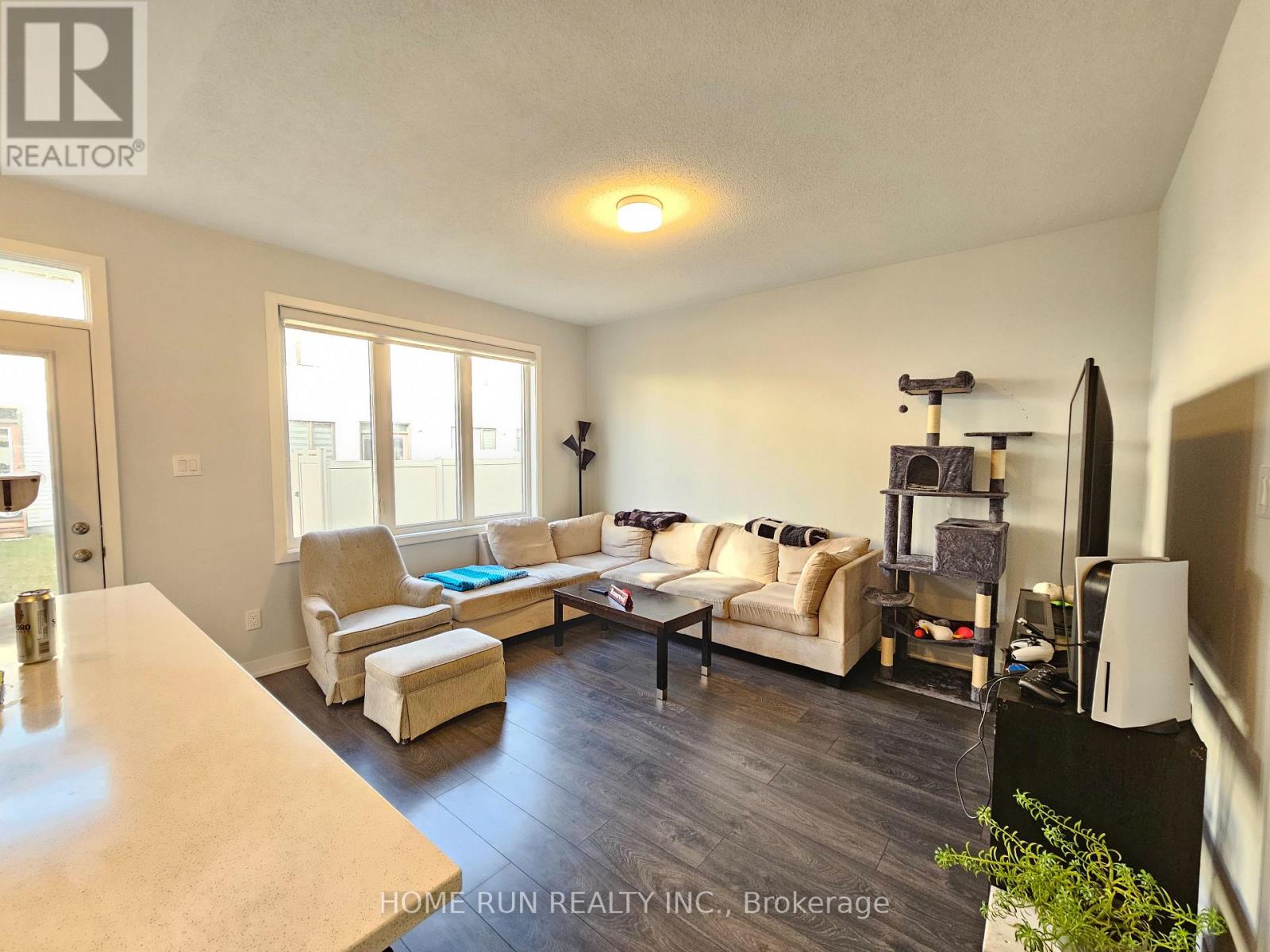 233 Billrian Crescent, Ottawa, Ontario  K2S 3A5 - Photo 2 - X13008574