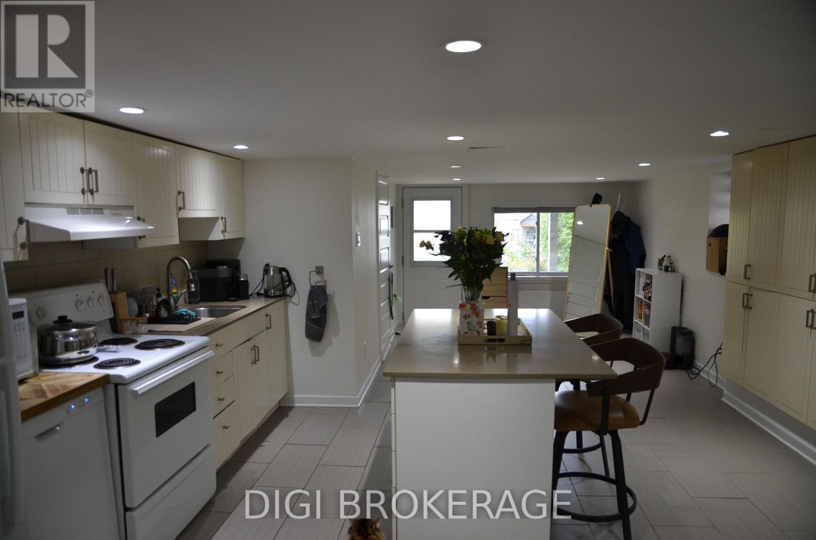 11-1,2,3; 13-1,2,3 - 11 & 13 Acacia Avenue, Ottawa, Ontario  K1M 0P3 - Photo 16 - X13008696