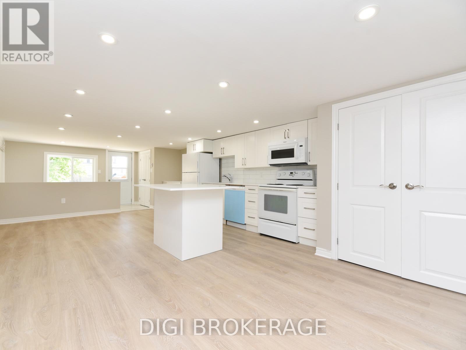 11-1,2,3; 13-1,2,3 - 11 & 13 Acacia Avenue, Ottawa, Ontario  K1M 0P3 - Photo 50 - X13008696