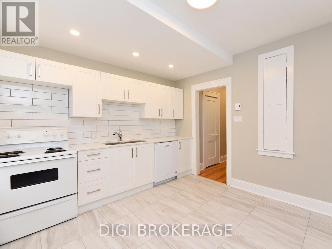 11-1,2,3; 13-1,2,3 - 11 & 13 Acacia Avenue, Ottawa, Ontario  K1M 0P3 - Photo 9 - X13008696