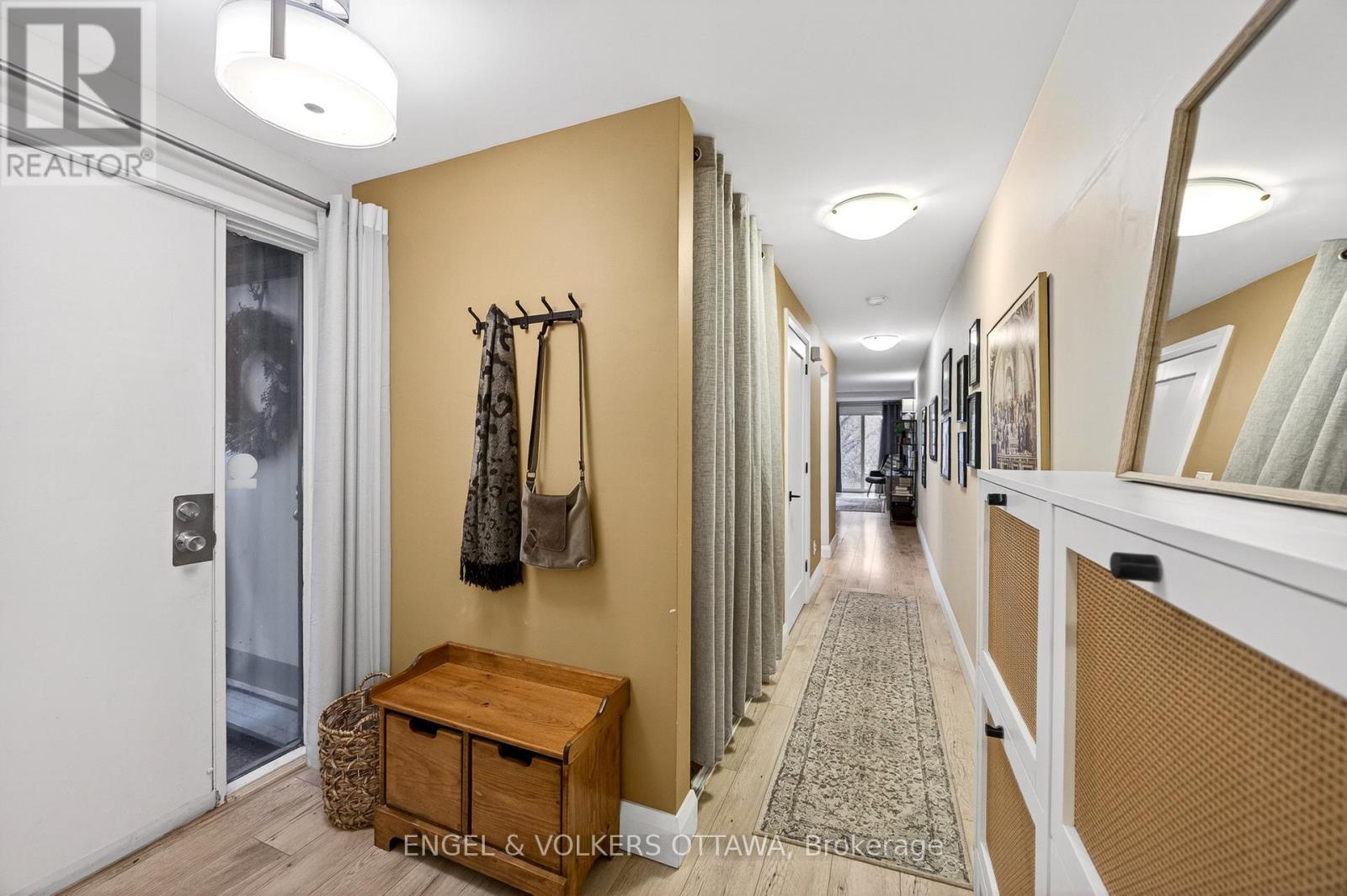 B - 35 Robinson Avenue, Ottawa, Ontario  K1N 8N8 - Photo 4 - X13008708