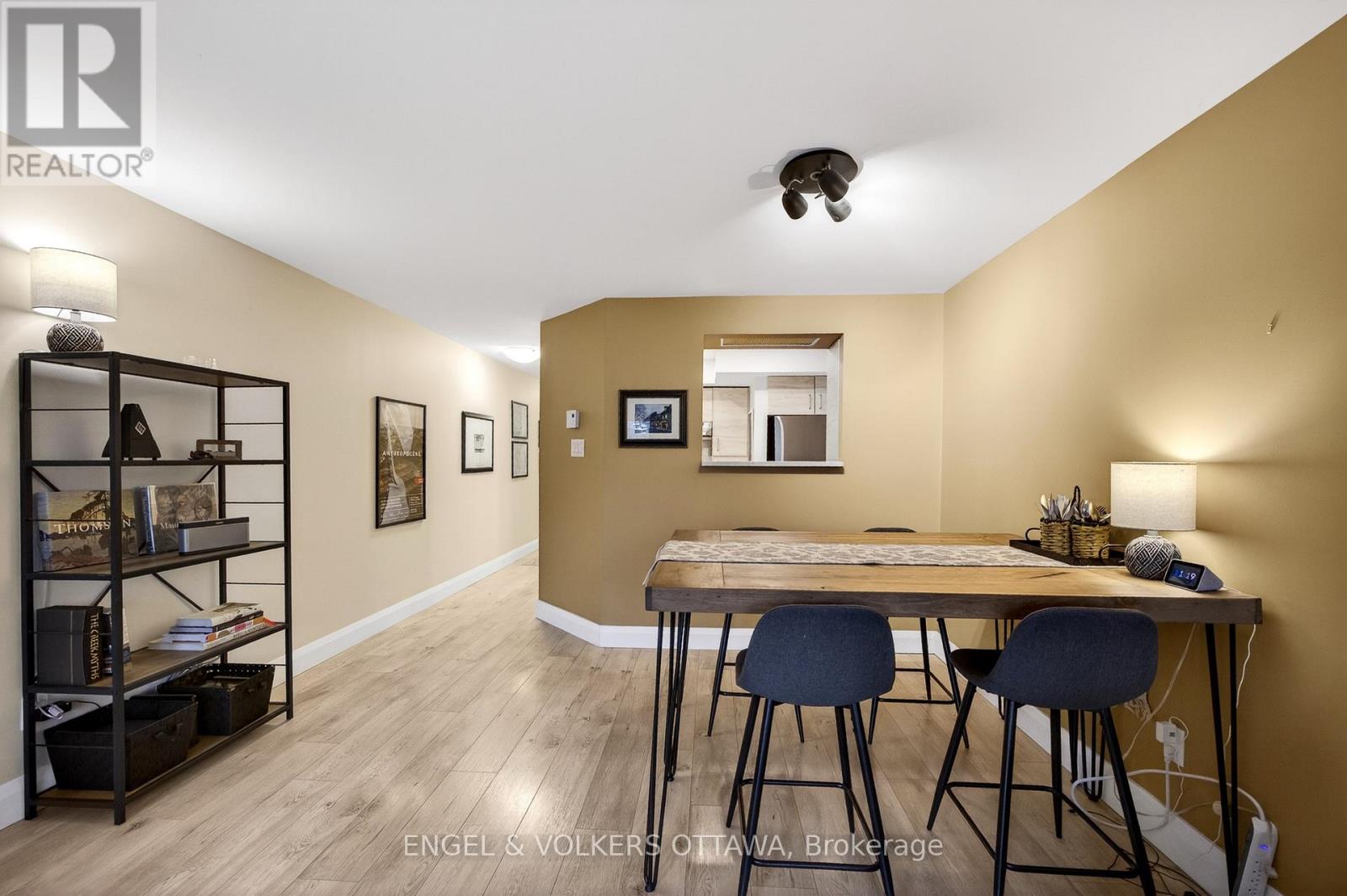 B - 35 Robinson Avenue, Ottawa, Ontario  K1N 8N8 - Photo 6 - X13008708