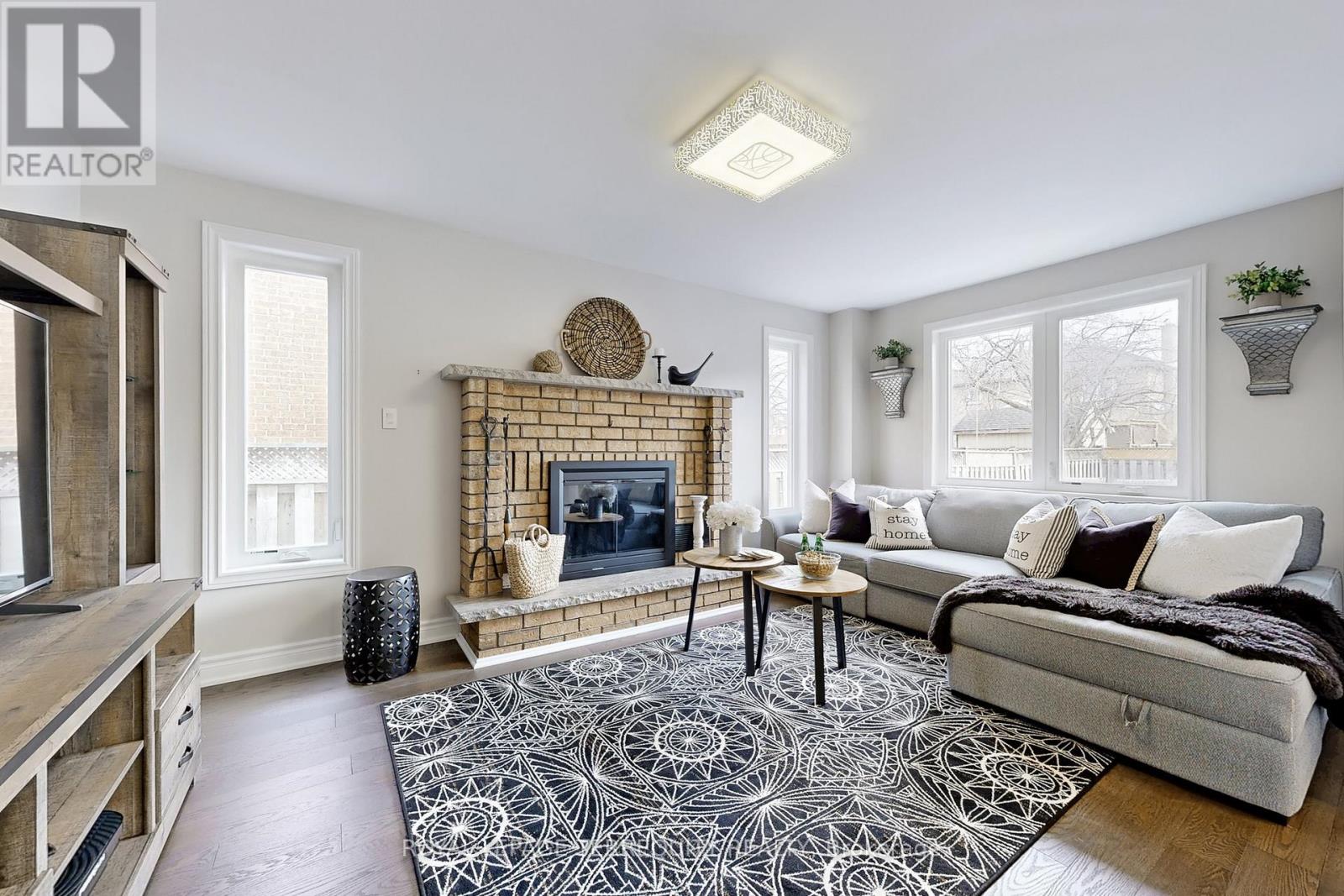 35 William Stephenson Drive, Whitby, Ontario  L1N 8J5 - Photo 10 - E13008618