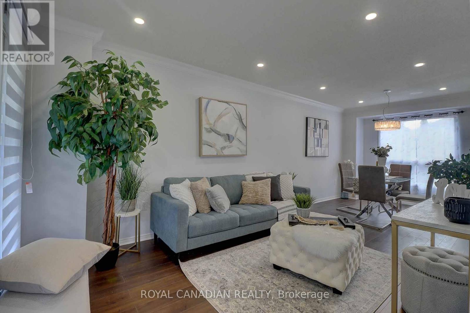 40 Doncaster Crescent, Clarington, Ontario  L1B 1E7 - Photo 4 - E13008662