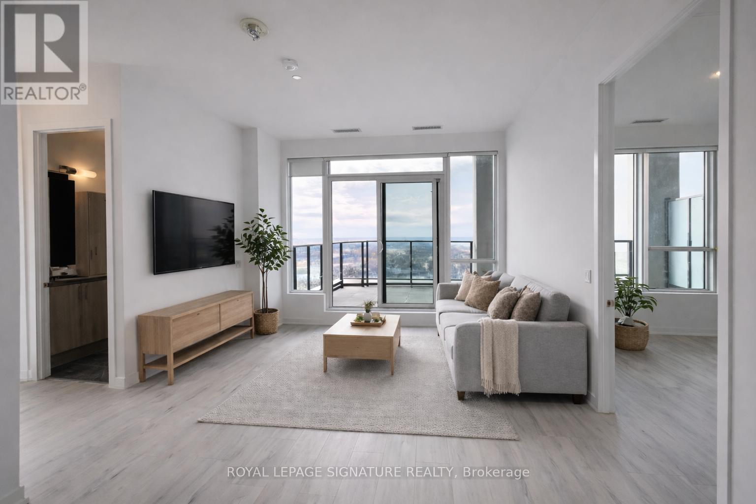 3102 - 1435 Celebration Drive, Pickering, Ontario  L1W 0C4 - Photo 8 - E13008704