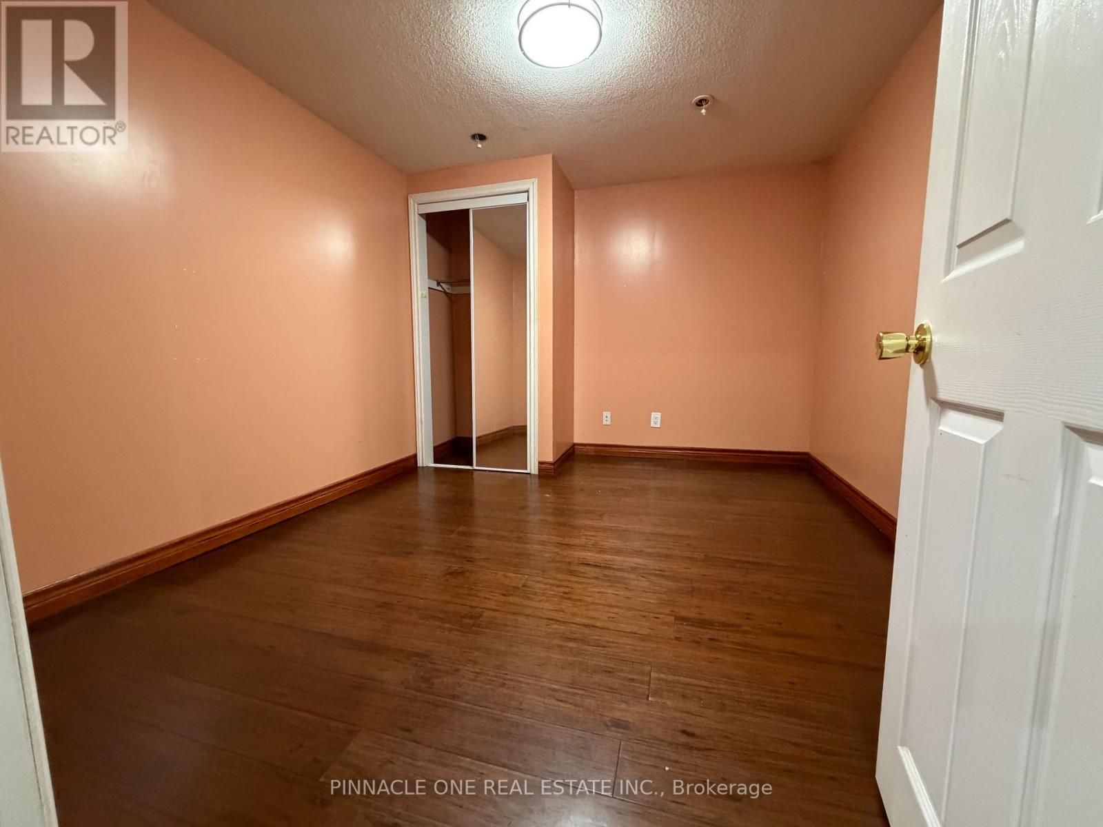 564 Military Trail, Toronto, Ontario  M1E 5A9 - Photo 3 - E13008728