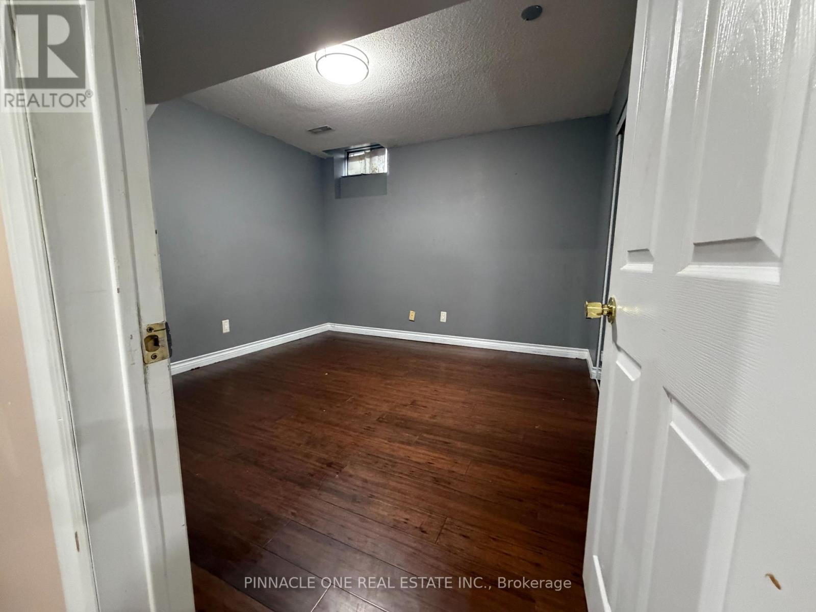 564 Military Trail, Toronto, Ontario  M1E 5A9 - Photo 9 - E13008728