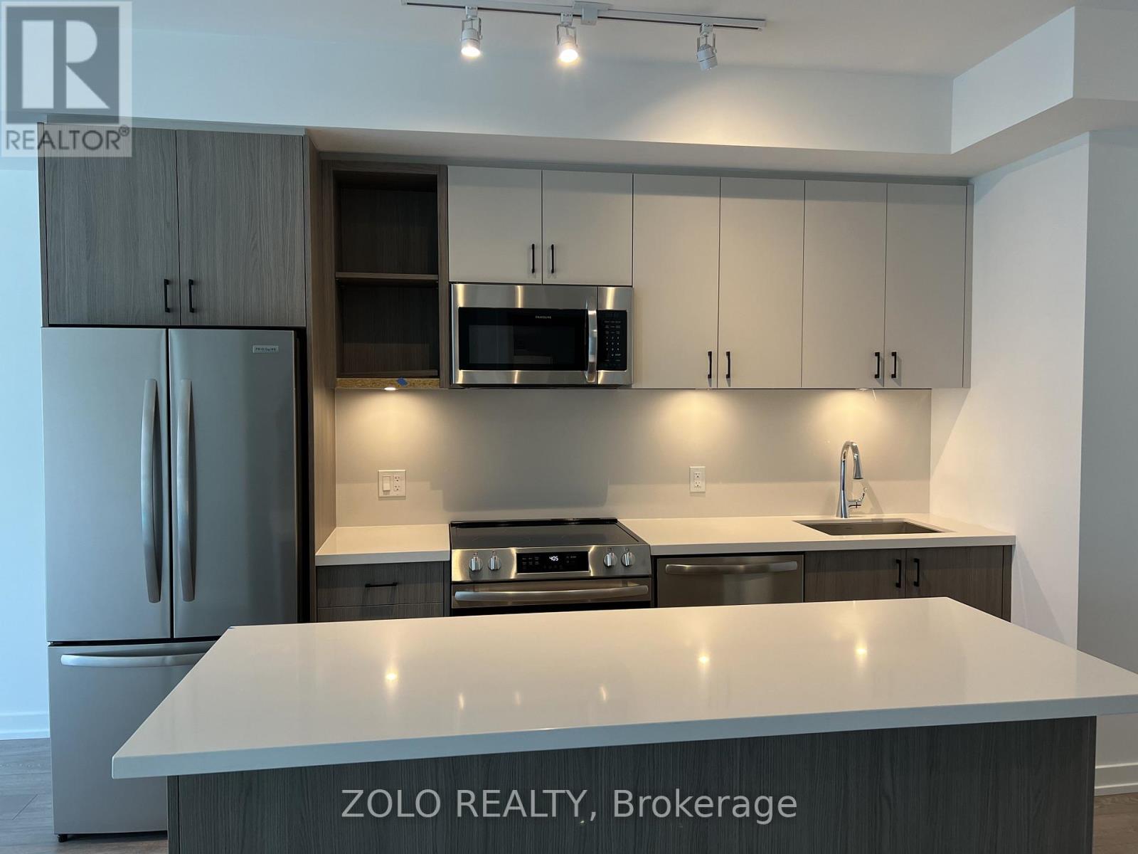 305 - 333 Sunseeker Avenue, Innisfil, Ontario  L9S 0R6 - Photo 4 - N13008490