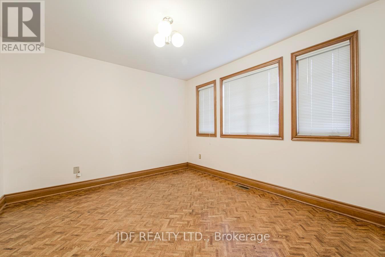 24 Whalen Court, Richmond Hill, Ontario  L4C 9T4 - Photo 31 - N13008532