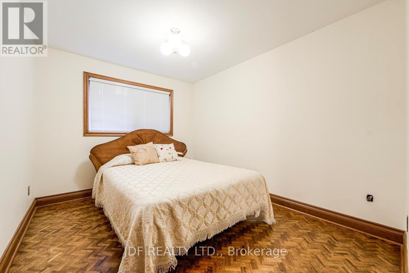 24 Whalen Court, Richmond Hill, Ontario  L4C 9T4 - Photo 32 - N13008532