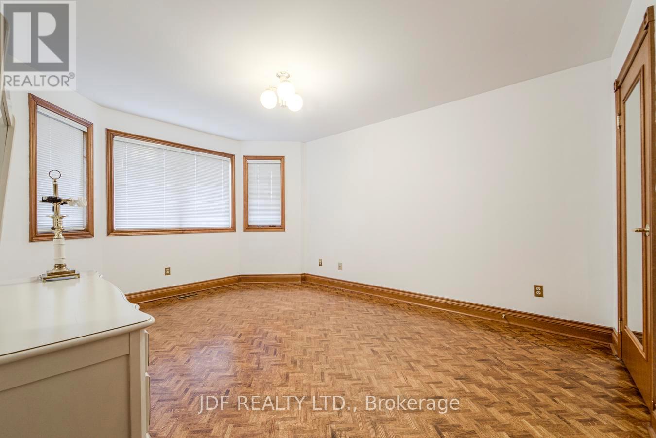 24 Whalen Court, Richmond Hill, Ontario  L4C 9T4 - Photo 33 - N13008532