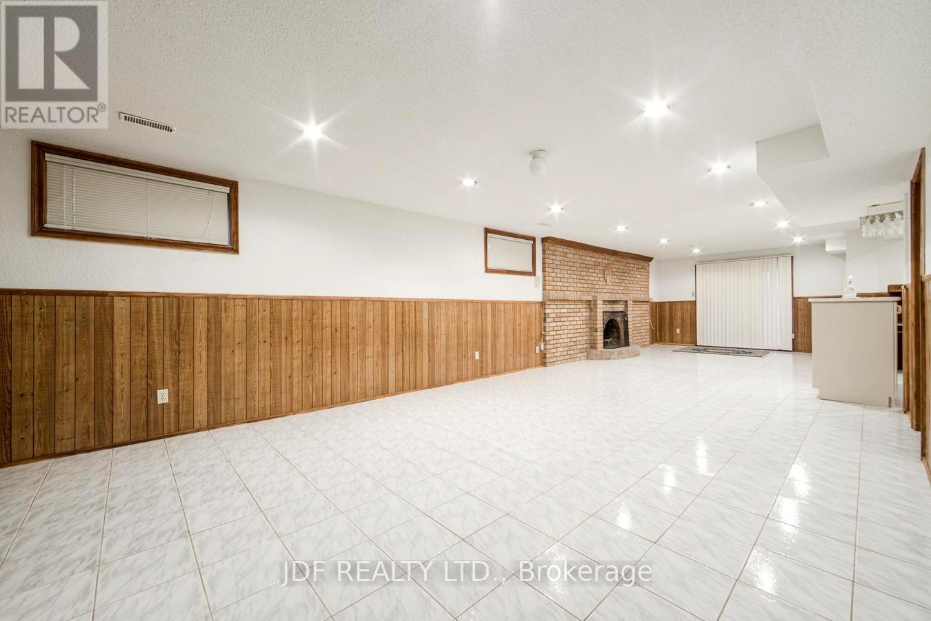 24 Whalen Court, Richmond Hill, Ontario  L4C 9T4 - Photo 36 - N13008532