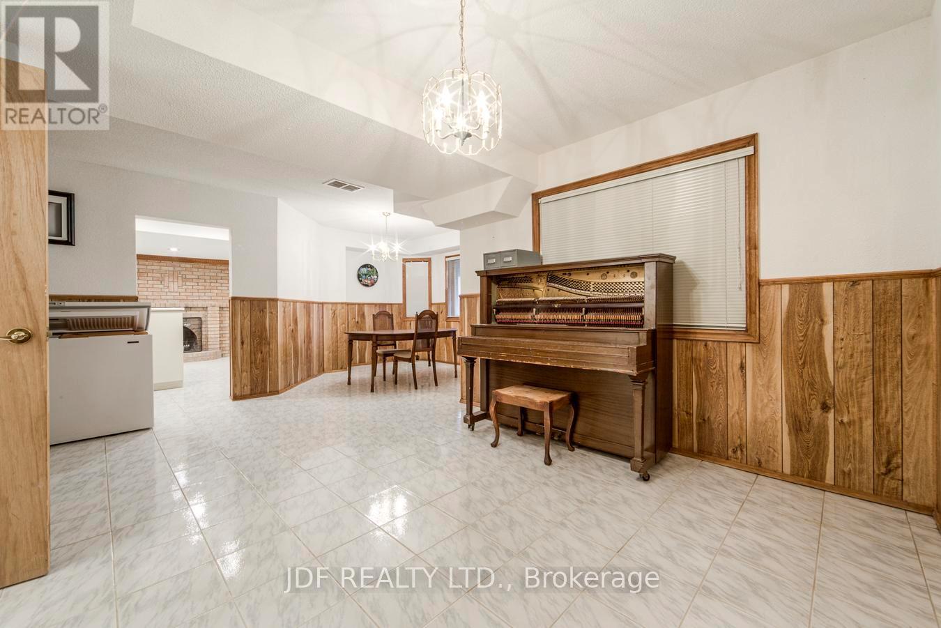 24 Whalen Court, Richmond Hill, Ontario  L4C 9T4 - Photo 40 - N13008532