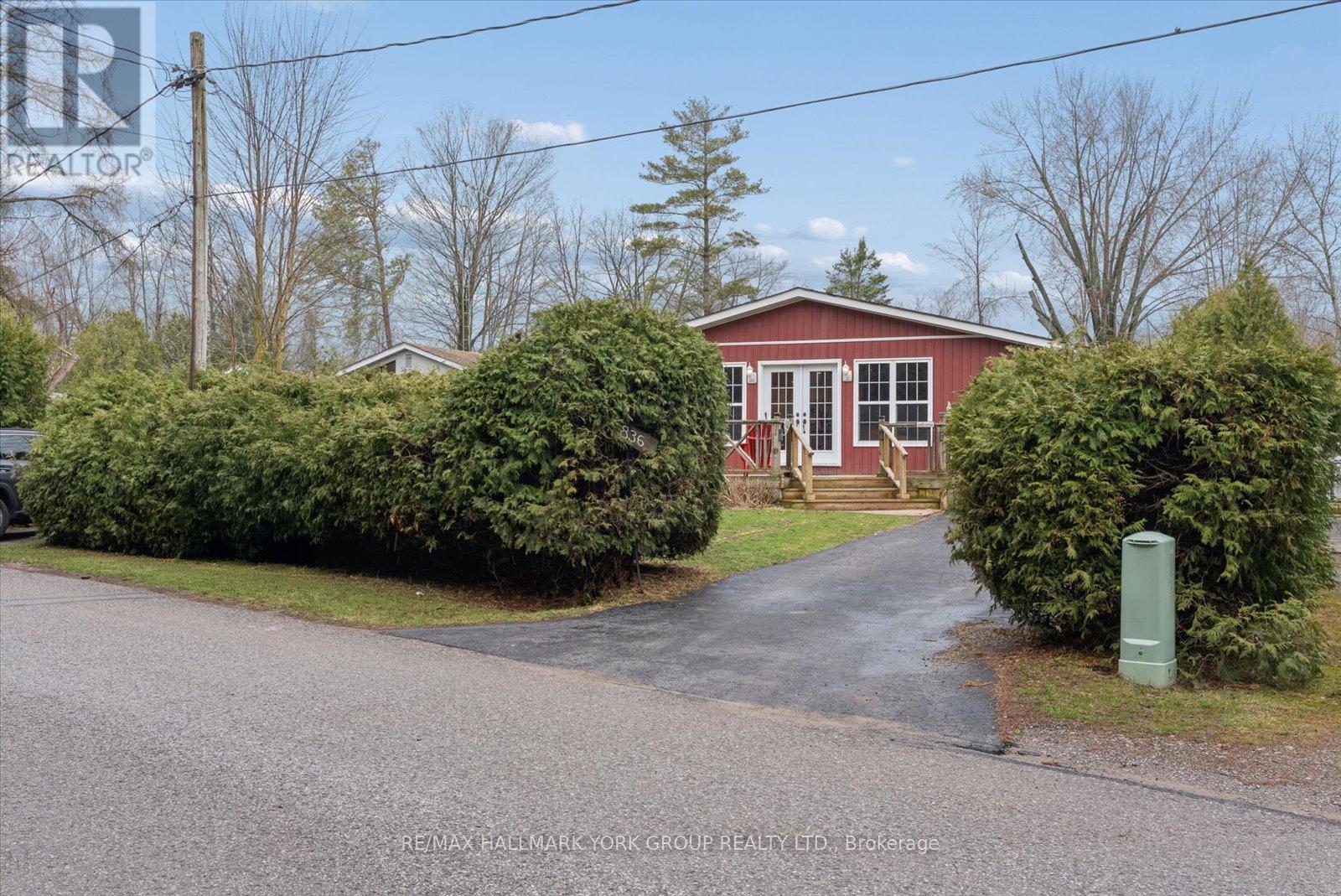 836 Crescent Beach Road, Georgina, Ontario  L4P 3E9 - Photo 4 - N13008542