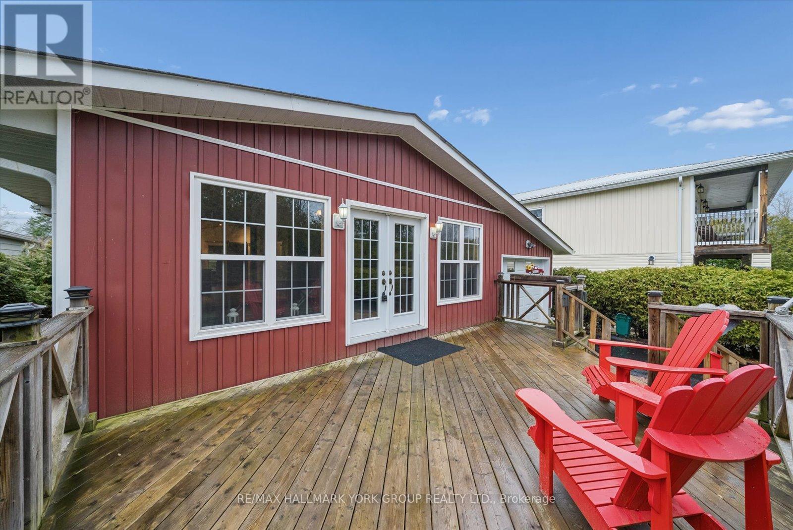 836 Crescent Beach Road, Georgina, Ontario  L4P 3E9 - Photo 6 - N13008542