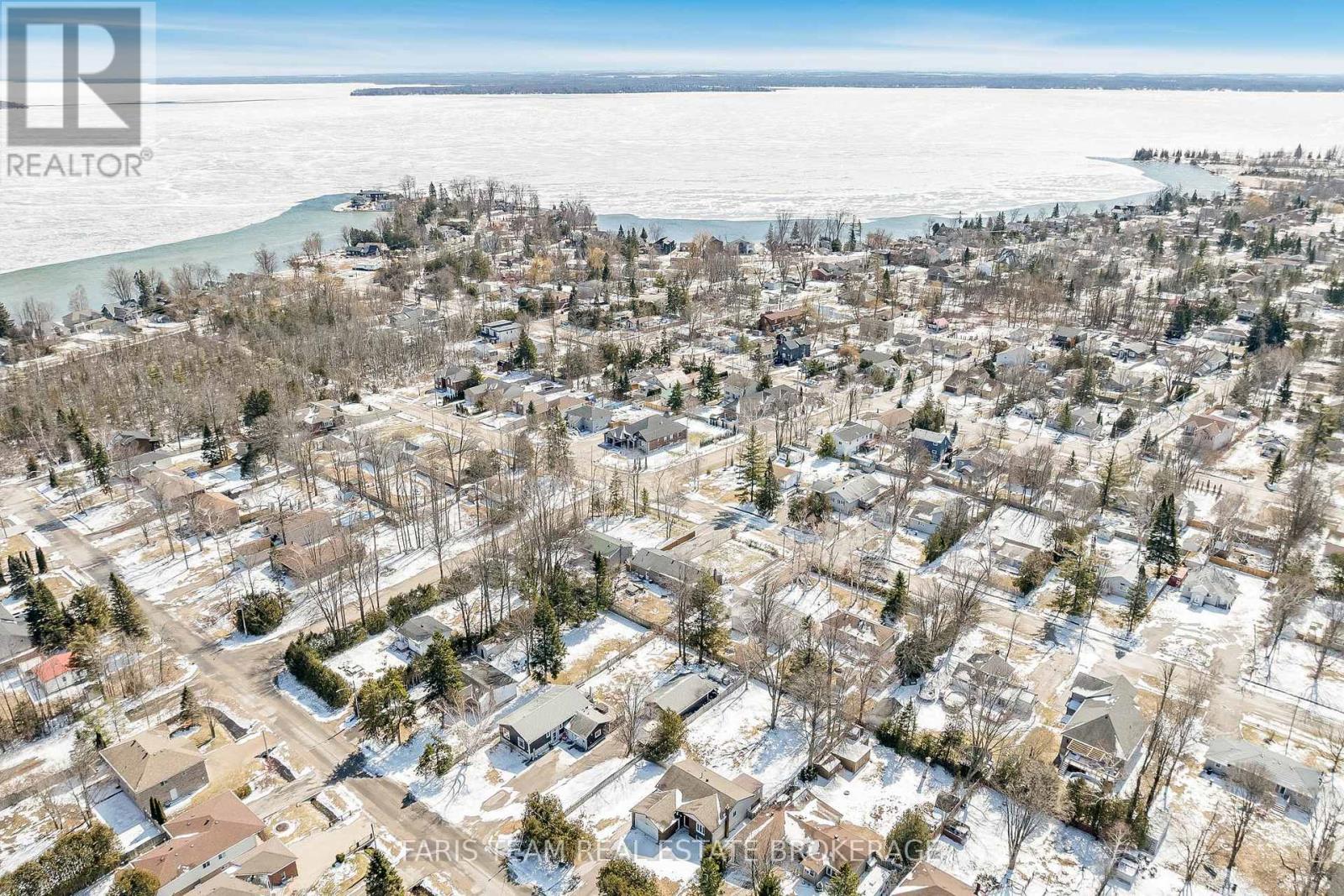 706 James Street, Innisfil, Ontario  L9S 2G7 - Photo 39 - N12975764