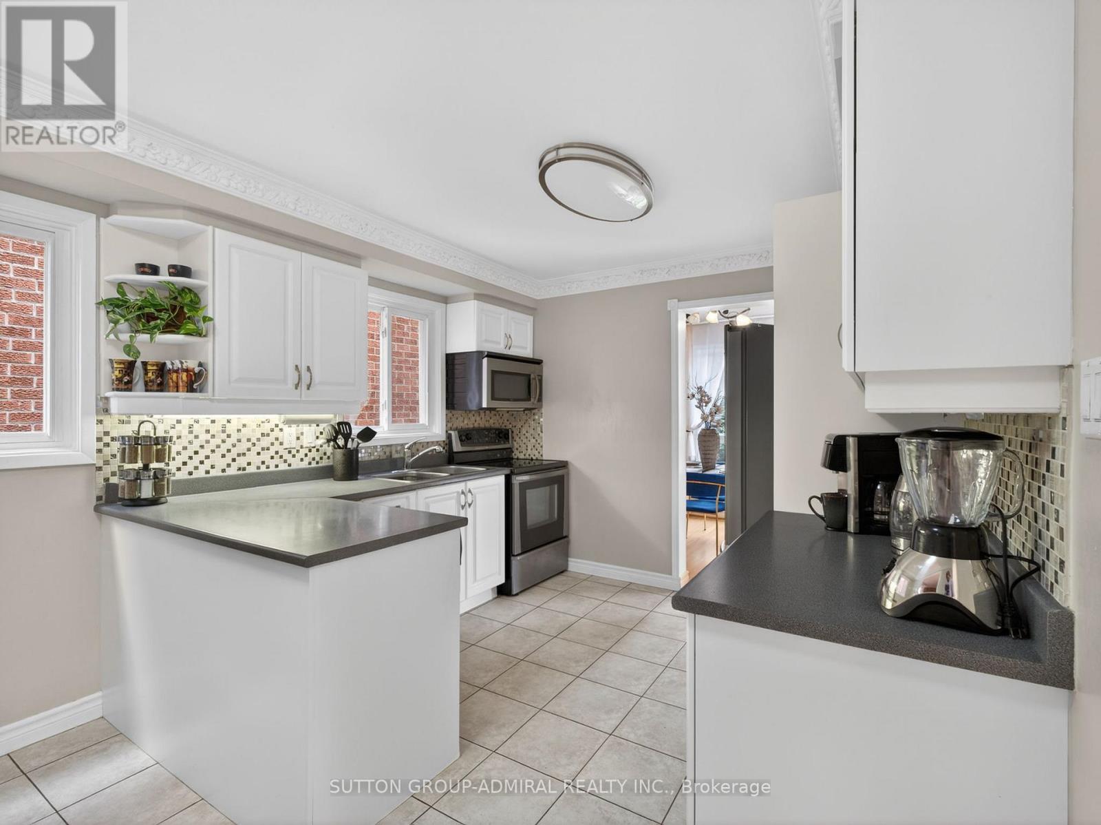 116 Patrice Crescent, Vaughan, Ontario  L4J 4Z3 - Photo 9 - N13008674