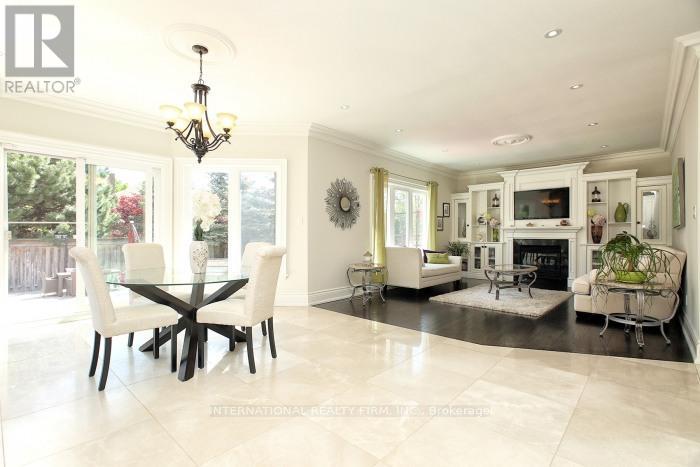 7 Elderwood Drive, Richmond Hill, Ontario  L4B 2X3 - Photo 5 - N13008734