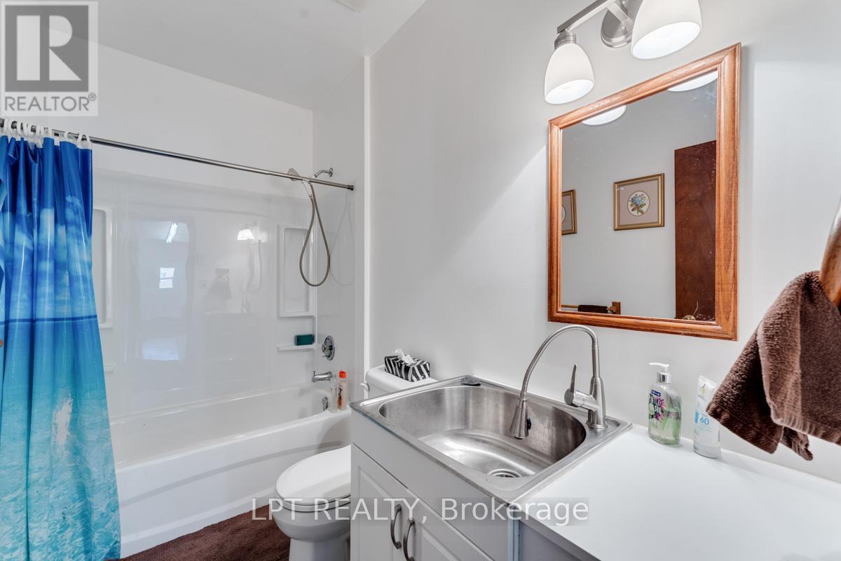 229 Lake Drive N, Georgina, Ontario  L4P 3C8 - Photo 32 - N12833096