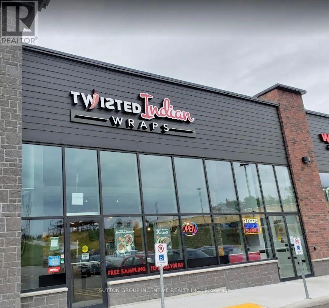 3 - 685 University Avenue, Orillia, Ontario  L3V 6H2 - Photo 2 - S13008640