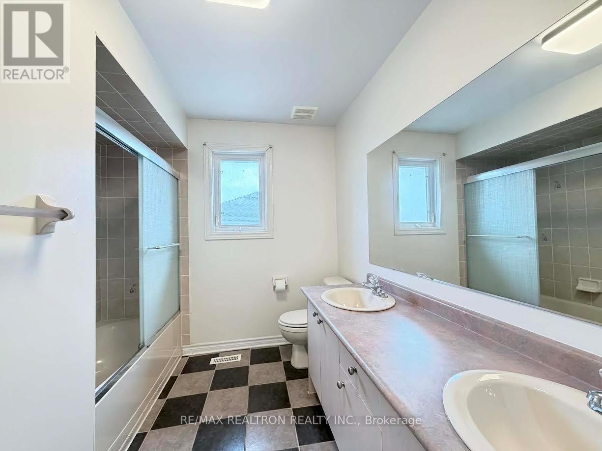 416 Mapleton Avenue, Barrie, Ontario  L4N 0Z9 - Photo 7 - S13008736