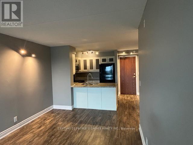 211 - 65 Via Rosedale, Brampton, Ontario  L6R 3N8 - Photo 12 - W12877032