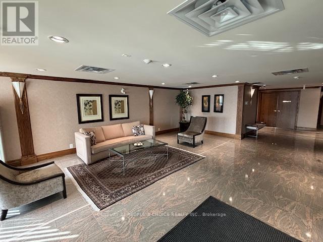 211 - 65 Via Rosedale, Brampton, Ontario  L6R 3N8 - Photo 8 - W12877032