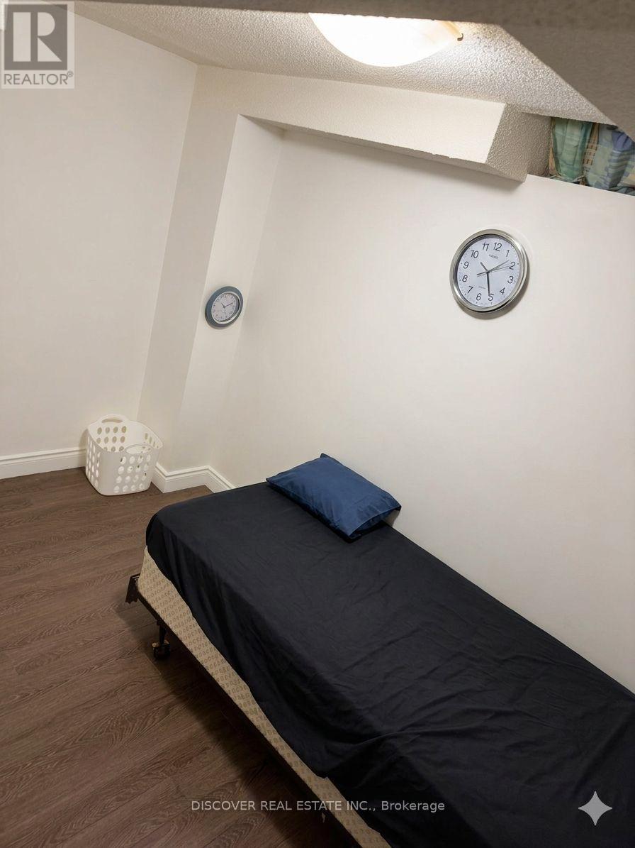 Basement - 5130 Warwickshire Way, Mississauga, Ontario  L5V 1P8 - Photo 6 - W13008402