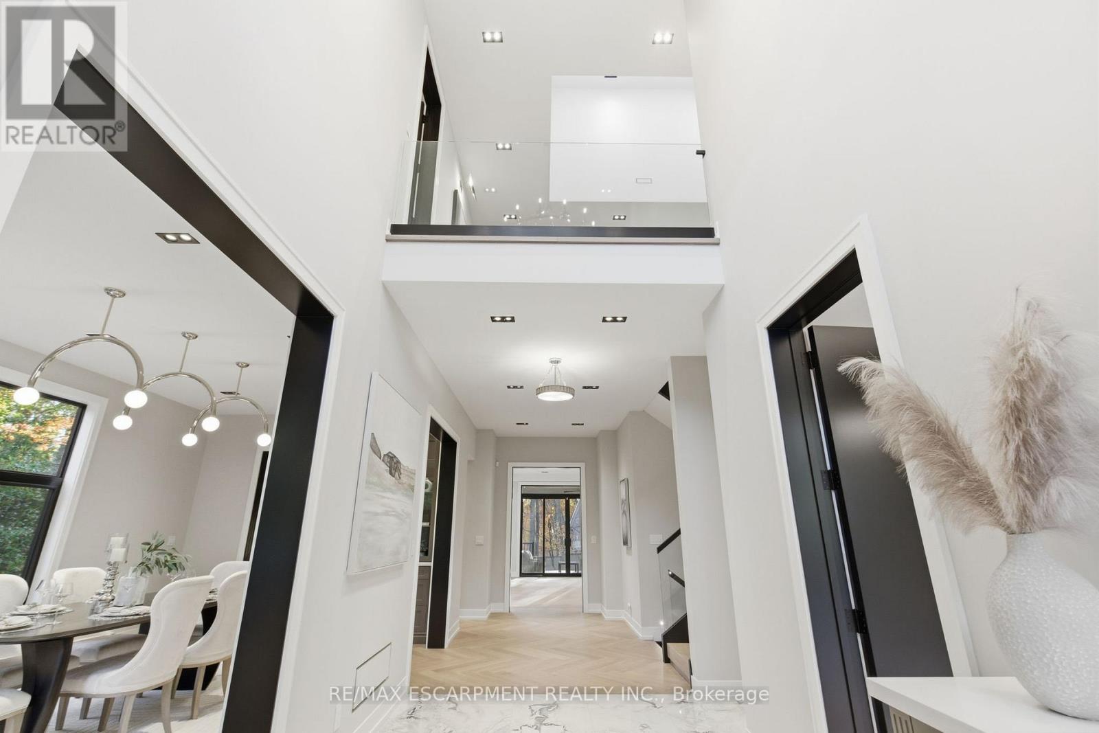 1380 Birchwood Heights Drive, Mississauga, Ontario  L5G 2Y2 - Photo 10 - W13004658