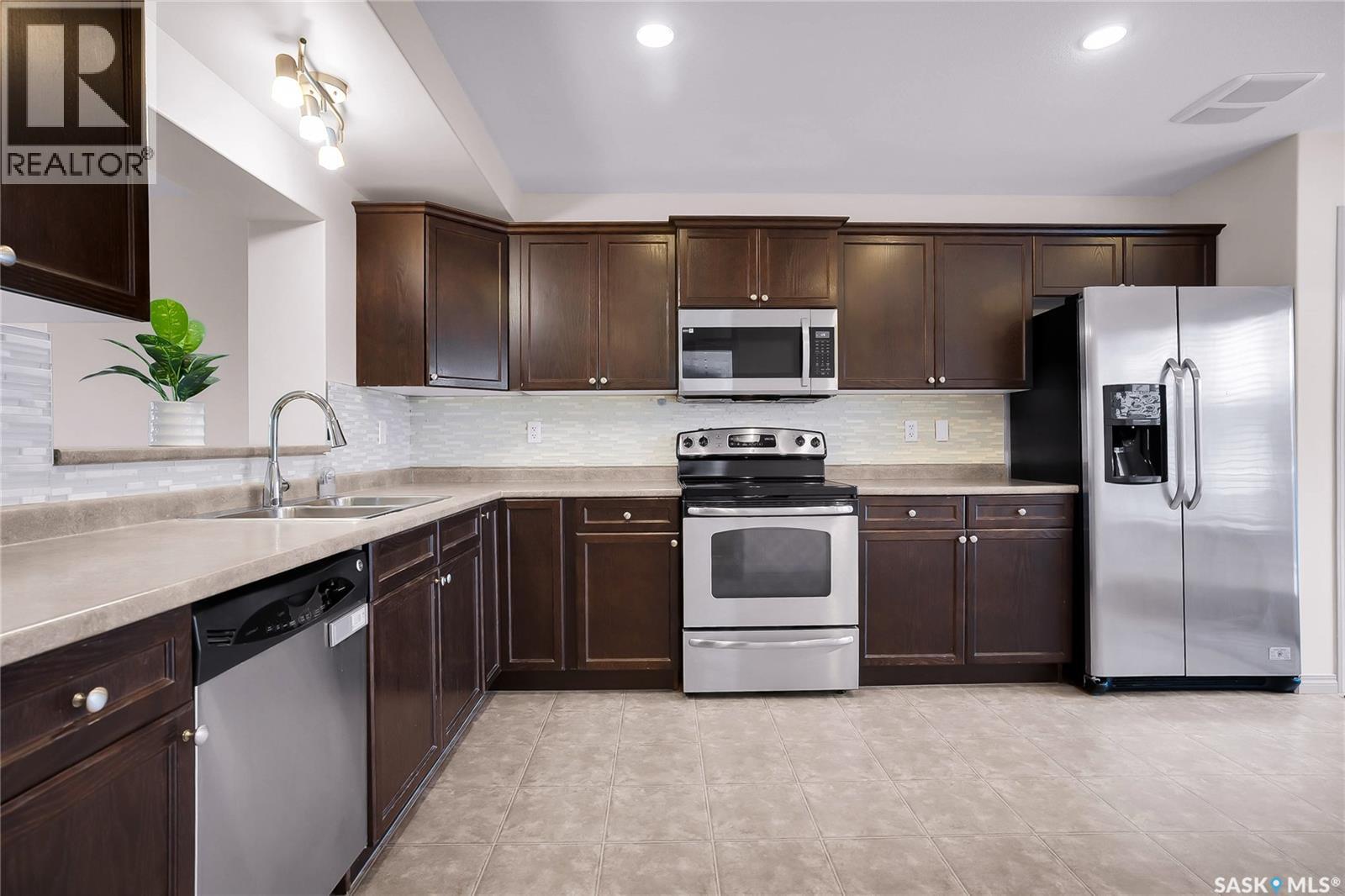 370 Cornish Road, Saskatoon, Saskatchewan  S7T 0L6 - Photo 13 - SK033021